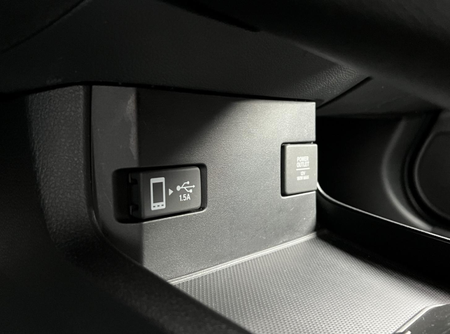 2021 WHITE /Black Honda Civic Sport Touring CVT (SHHFK7H97MU) with an 2.0L 4 Cyl. TURBO engine, CVT transmission, located at 2990 Old Orchard Rd., Jackson, MO, 63755, 37.354214, -89.612106 - 2021 Honda Civic Sport Touring 1-Owner 147xxx miles Front Wheel Drive 1.5L 4 Cyl. Automatic Leather Navigation Backup Camera Power/Heated Seats Heated Rear Seats Sunroof Bluetooth Remote Start Cruise Power Windows/Locks/Mirrors We have financing available and we accept trades! Fill o - Photo#29