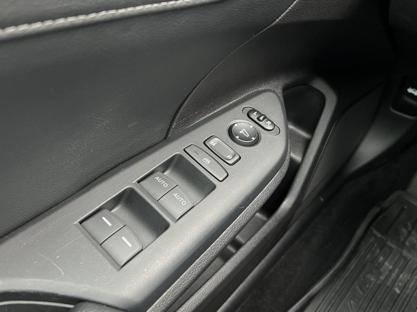 2021 WHITE /Black Honda Civic Sport Touring CVT (SHHFK7H97MU) with an 2.0L 4 Cyl. TURBO engine, CVT transmission, located at 2990 Old Orchard Rd., Jackson, MO, 63755, 37.354214, -89.612106 - 2021 Honda Civic Sport Touring 1-Owner 147xxx miles Front Wheel Drive 1.5L 4 Cyl. Automatic Leather Navigation Backup Camera Power/Heated Seats Heated Rear Seats Sunroof Bluetooth Remote Start Cruise Power Windows/Locks/Mirrors We have financing available and we accept trades! Fill o - Photo#30