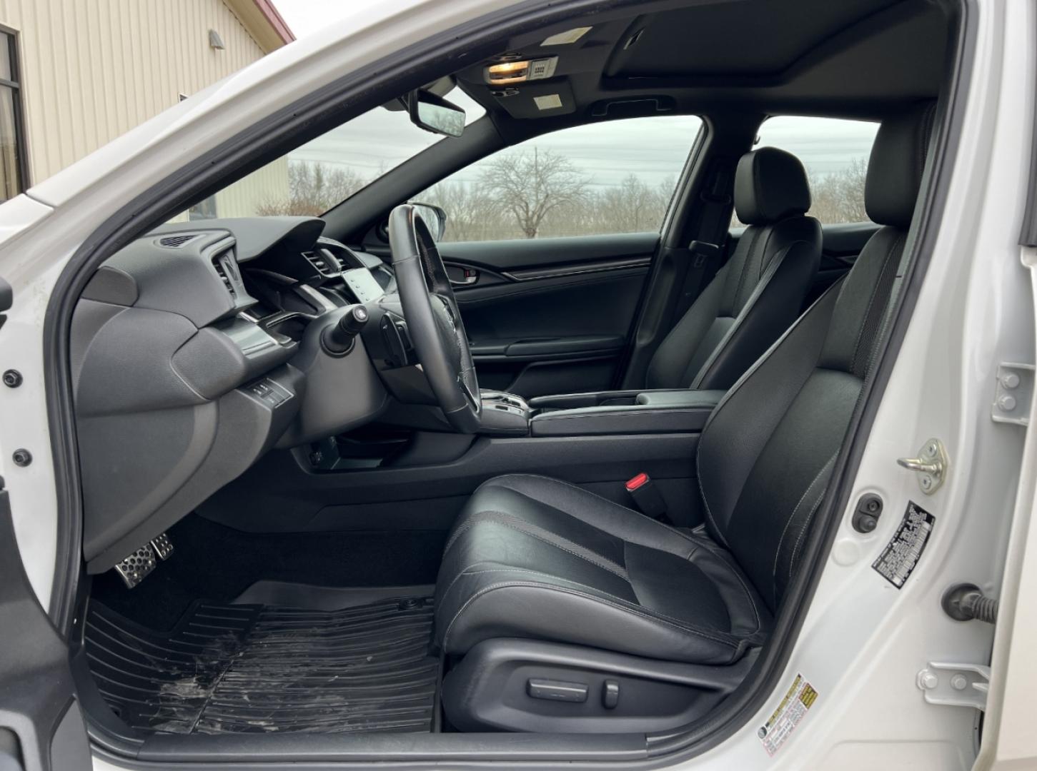 2021 WHITE /Black Honda Civic Sport Touring CVT (SHHFK7H97MU) with an 2.0L 4 Cyl. TURBO engine, CVT transmission, located at 2990 Old Orchard Rd., Jackson, MO, 63755, 37.354214, -89.612106 - 2021 Honda Civic Sport Touring 1-Owner 147xxx miles Front Wheel Drive 1.5L 4 Cyl. Automatic Leather Navigation Backup Camera Power/Heated Seats Heated Rear Seats Sunroof Bluetooth Remote Start Cruise Power Windows/Locks/Mirrors We have financing available and we accept trades! Fill o - Photo#17