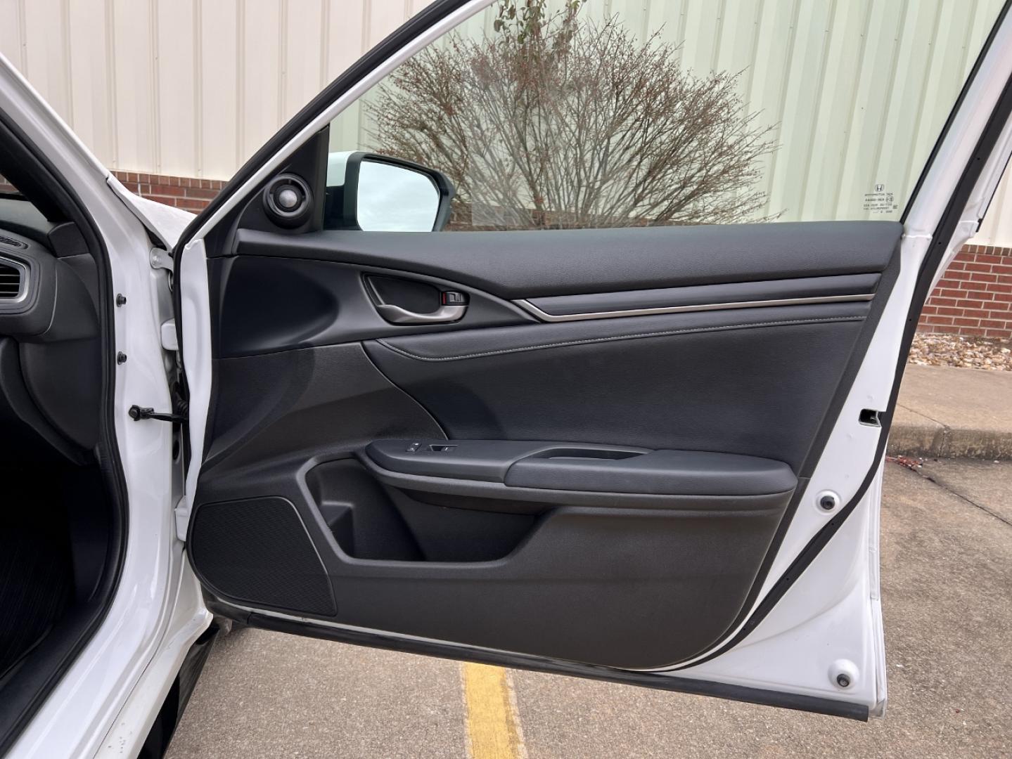 2021 WHITE /Black Honda Civic Sport Touring CVT (SHHFK7H97MU) with an 2.0L 4 Cyl. TURBO engine, CVT transmission, located at 2990 Old Orchard Rd., Jackson, MO, 63755, 37.354214, -89.612106 - 2021 Honda Civic Sport Touring 1-Owner 147xxx miles Front Wheel Drive 1.5L 4 Cyl. Automatic Leather Navigation Backup Camera Power/Heated Seats Heated Rear Seats Sunroof Bluetooth Remote Start Cruise Power Windows/Locks/Mirrors We have financing available and we accept trades! Fill o - Photo#18