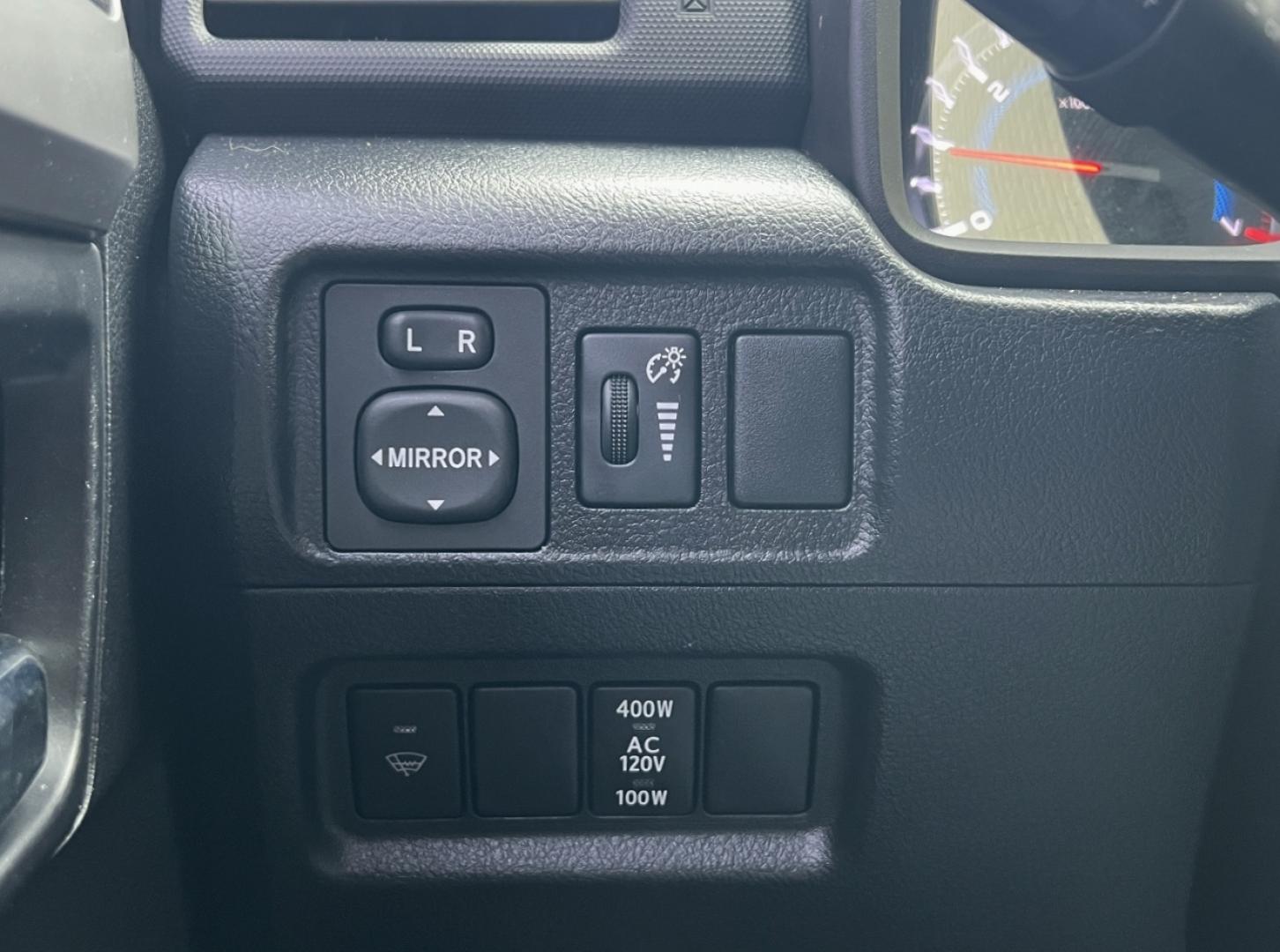 2014 WHITE /Tan Toyota 4Runner SR5 2WD (JTEZU5JR5E5) with an 4.0L V6 engine, Automatic transmission, located at 2990 Old Orchard Rd., Jackson, MO, 63755, 37.354214, -89.612106 - 2014 Toyota 4Runner SR5 196xxx miles Rear Wheel Drive 4.0L V6 Automatic Navigation Backup Camera Power Driver Seat Bluetooth Cruise Power Windows/Locks/Mirrors We have financing available and we accept trades! Fill out a credit application on our website or come by today! If you have any - Photo#27