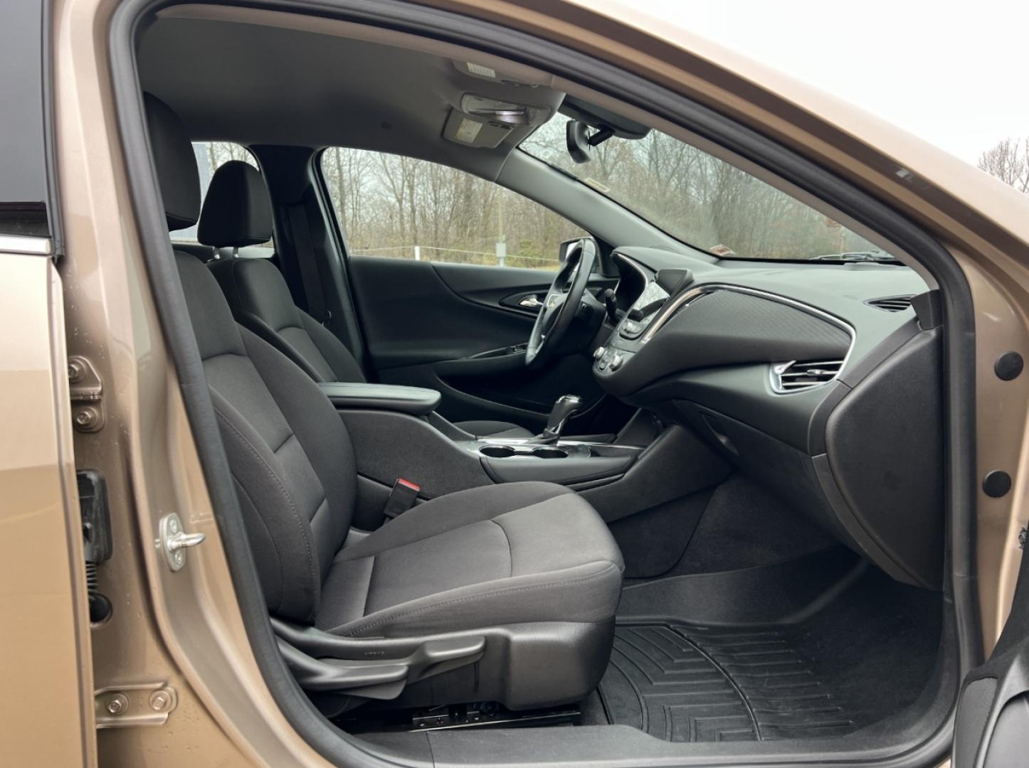 2018 TAN /Black Chevrolet Malibu LT (1G1ZD5ST6JF) with an 1.5L 4 Cyl. engine, Automatic transmission, located at 2990 Old Orchard Rd., Jackson, MO, 63755, 37.354214, -89.612106 - 2018 Chevrolet Malibu LT 96xxx miles Front Wheel Drive 1.5L 4 Cyl. Automatic Backup Camera Power Driver Seat Bluetooth Remote Start Cruise Power Windows/Locks/Mirrors We have financing available and we accept trades! Fill out a credit application on our website or come by today! If you h - Photo#15