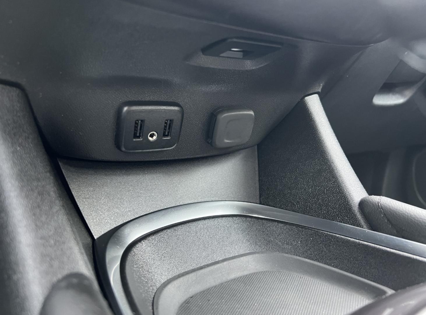 2018 TAN /Black Chevrolet Malibu LT (1G1ZD5ST6JF) with an 1.5L 4 Cyl. engine, Automatic transmission, located at 2990 Old Orchard Rd., Jackson, MO, 63755, 37.354214, -89.612106 - 2018 Chevrolet Malibu LT 96xxx miles Front Wheel Drive 1.5L 4 Cyl. Automatic Backup Camera Power Driver Seat Bluetooth Remote Start Cruise Power Windows/Locks/Mirrors We have financing available and we accept trades! Fill out a credit application on our website or come by today! If you h - Photo#27