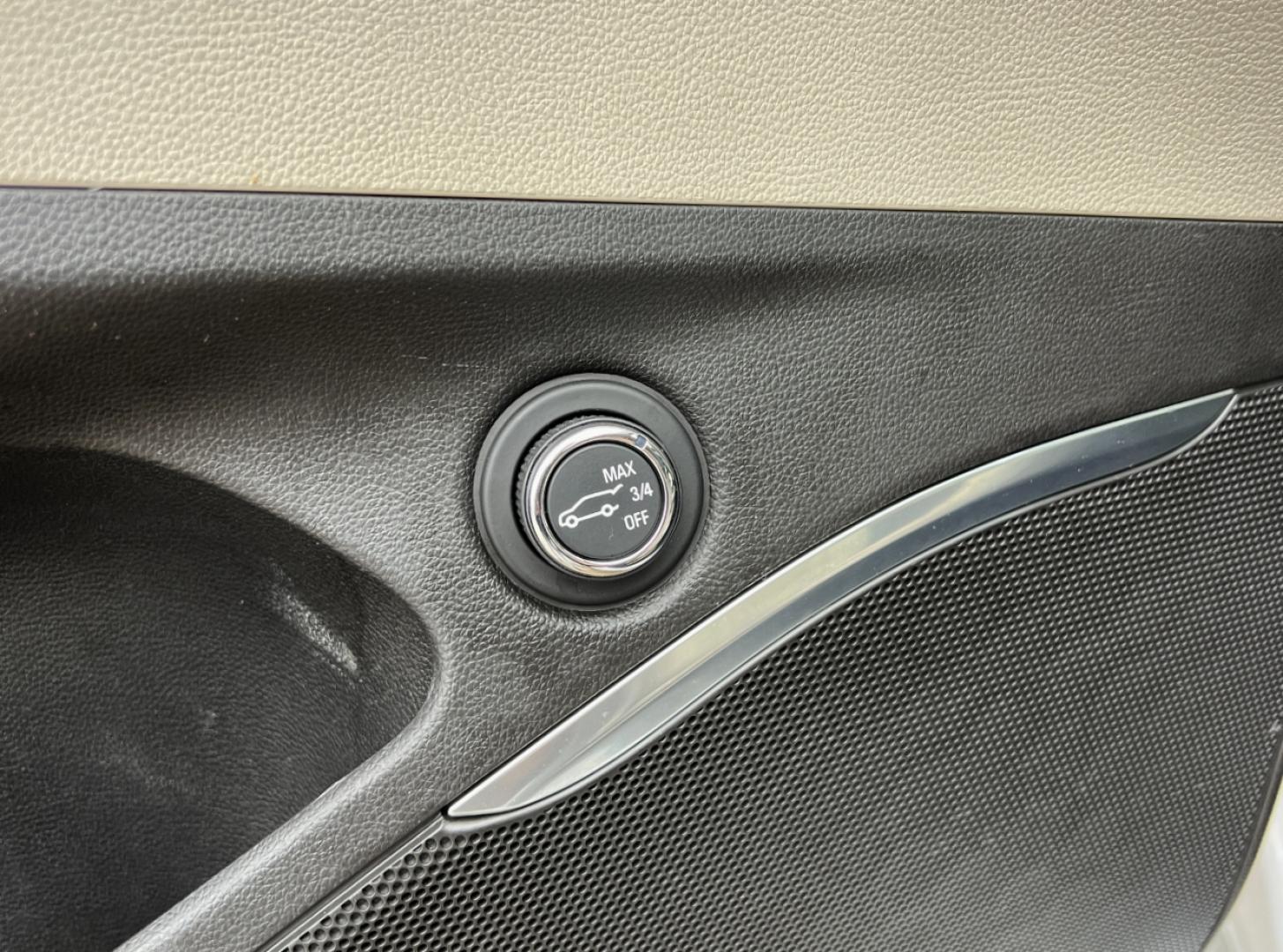 2018 WHITE /Tan Buick Enclave Essence FWD (5GAERBKW4JJ) with an 3.6L V6 engine, Automatic transmission, located at 2990 Old Orchard Rd., Jackson, MO, 63755, 37.354214, -89.612106 - 2018 Buick Enclave Essence 1-Owner 87xxx miles Front Wheel Drive 3.6L V6 Automatic Leather 3rd Row Navigation Power/Heated Seats Backup Camera Sunroof Bluetooth Remote Start Cruise Power Windows/Locks/Mirrors We have financing available and we accept trades! Fill out a credit applica - Photo#33