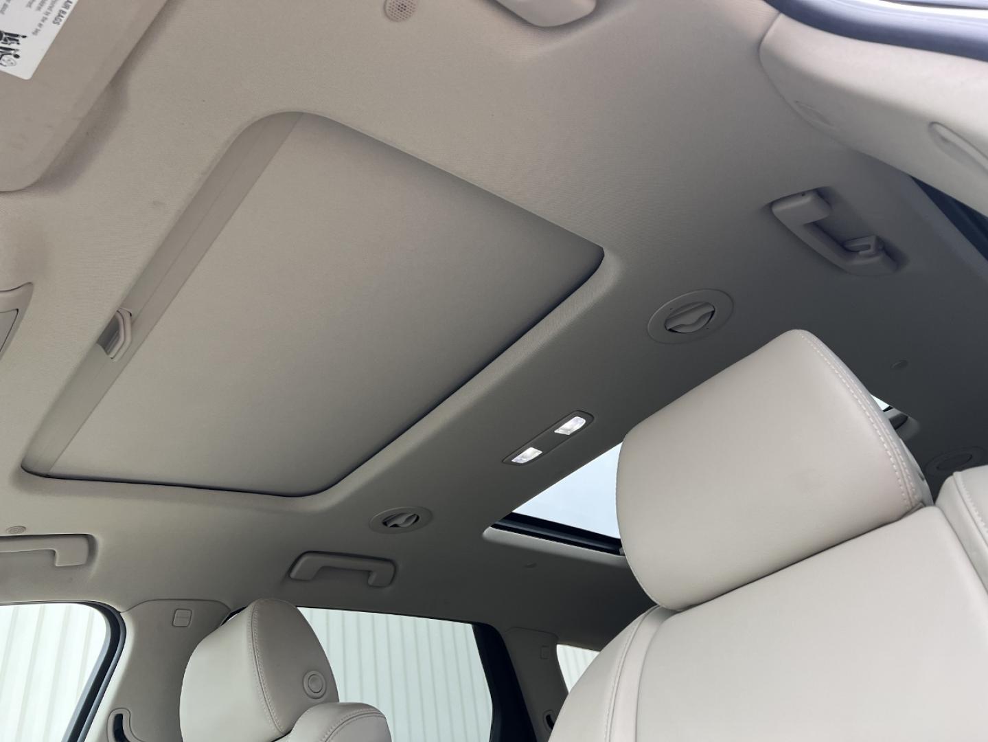 2018 WHITE /Tan Buick Enclave Essence FWD (5GAERBKW4JJ) with an 3.6L V6 engine, Automatic transmission, located at 2990 Old Orchard Rd., Jackson, MO, 63755, 37.354214, -89.612106 - 2018 Buick Enclave Essence 1-Owner 87xxx miles Front Wheel Drive 3.6L V6 Automatic Leather 3rd Row Navigation Power/Heated Seats Backup Camera Sunroof Bluetooth Remote Start Cruise Power Windows/Locks/Mirrors We have financing available and we accept trades! Fill out a credit applica - Photo#5