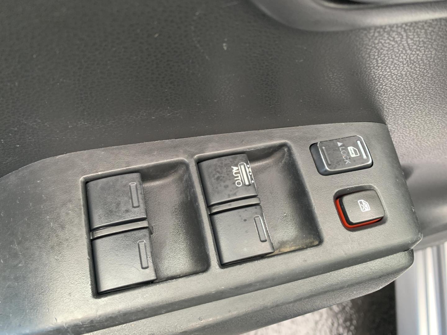 2010 GRAY /GRAY Honda Fit Sport (JHMGE8H43AS) with an 1.5L L4 SOHC 16V engine, Automatic transmission, located at 506 S. Kingshighway, Cape Girardeau, MO, 63703, (573) 235-5000, 37.294991, -89.553635 - 2010 Honda Fit Sport 94,xxx miles Front Wheel Drive 1.5L 4 Cyl. Automatic Cruise Power Windows/Locks/Mirrors We have financing available and we accept trades! Fill out a credit application on our website or come by today! If you have any questions, give us a call at (573) 235-5000 or visit o - Photo#17