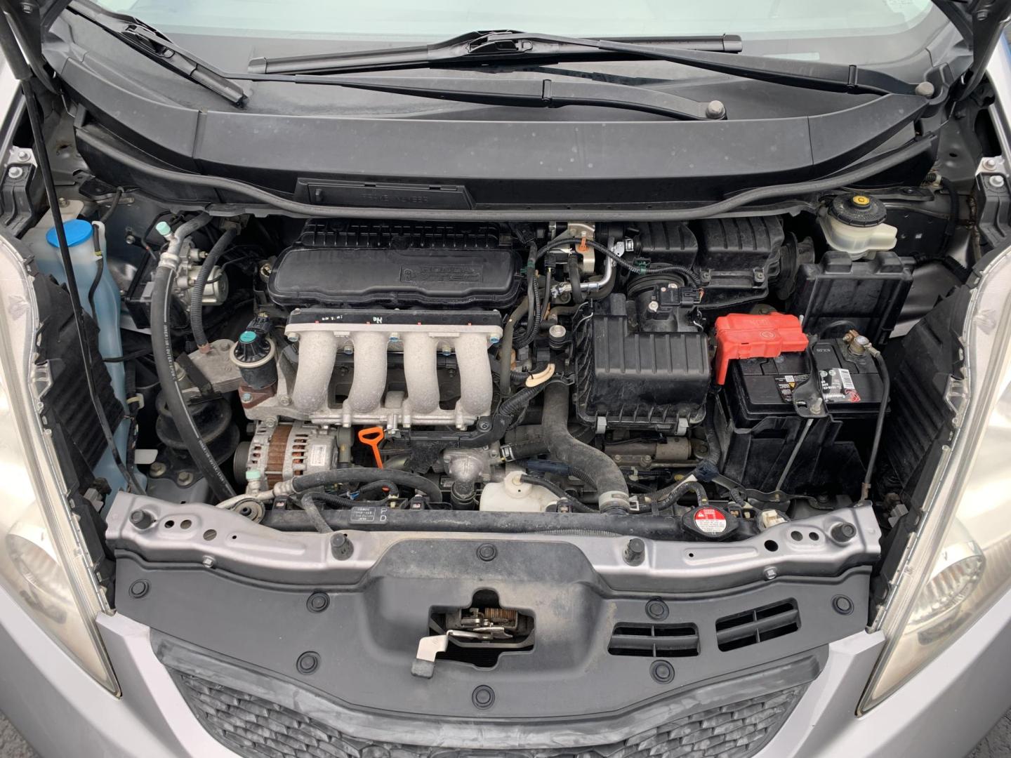 2010 GRAY /GRAY Honda Fit Sport (JHMGE8H43AS) with an 1.5L L4 SOHC 16V engine, Automatic transmission, located at 506 S. Kingshighway, Cape Girardeau, MO, 63703, (573) 235-5000, 37.294991, -89.553635 - 2010 Honda Fit Sport 94,xxx miles Front Wheel Drive 1.5L 4 Cyl. Automatic Cruise Power Windows/Locks/Mirrors We have financing available and we accept trades! Fill out a credit application on our website or come by today! If you have any questions, give us a call at (573) 235-5000 or visit o - Photo#29