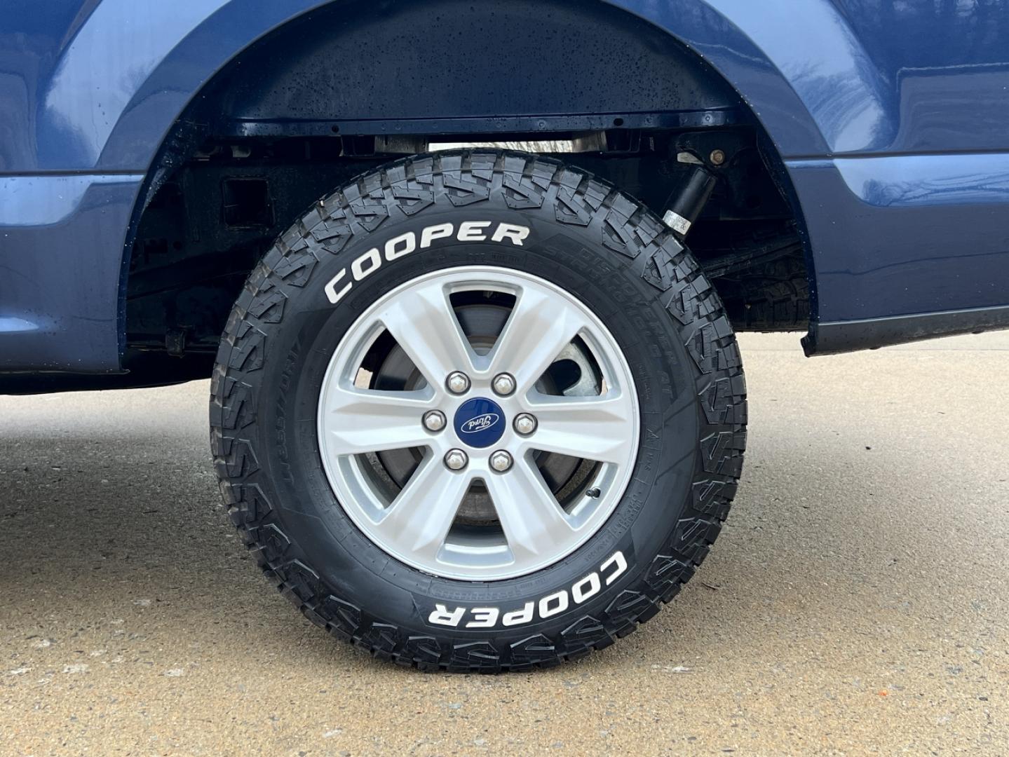 2020 BLUE /Gray Ford F-150 XLT SuperCrew 6.5-ft. Bed 4WD (1FTEW1EP2LK) with an 2.7L V6 engine, Automatic transmission, located at 2990 Old Orchard Rd., Jackson, MO, 63755, 37.354214, -89.612106 - 2020 Ford F-150 XLT 1-Owner 53xxx miles 4x4 2.7L V6 Automatic Backup Camera Power Driver Seat Bluetooth Cruise Power Windows/Locks/Mirrors We have financing available and we accept trades! Fill out a credit application on our website or come by today! If you have any questions, give us a - Photo#36