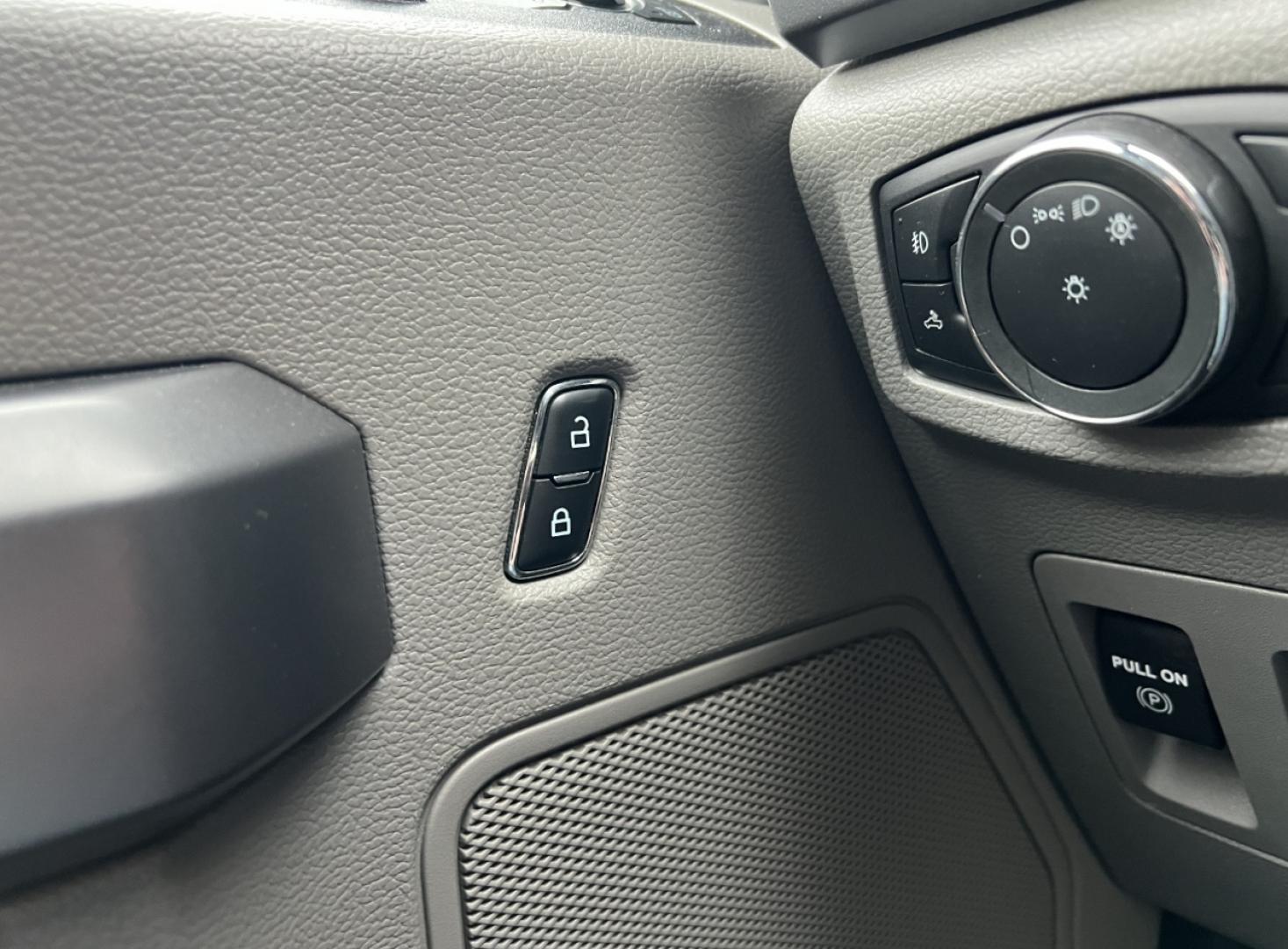 2020 BLUE /Gray Ford F-150 XLT SuperCrew 6.5-ft. Bed 4WD (1FTEW1EP2LK) with an 2.7L V6 engine, Automatic transmission, located at 2990 Old Orchard Rd., Jackson, MO, 63755, 37.354214, -89.612106 - 2020 Ford F-150 XLT 1-Owner 53xxx miles 4x4 2.7L V6 Automatic Backup Camera Power Driver Seat Bluetooth Cruise Power Windows/Locks/Mirrors We have financing available and we accept trades! Fill out a credit application on our website or come by today! If you have any questions, give us a - Photo#29