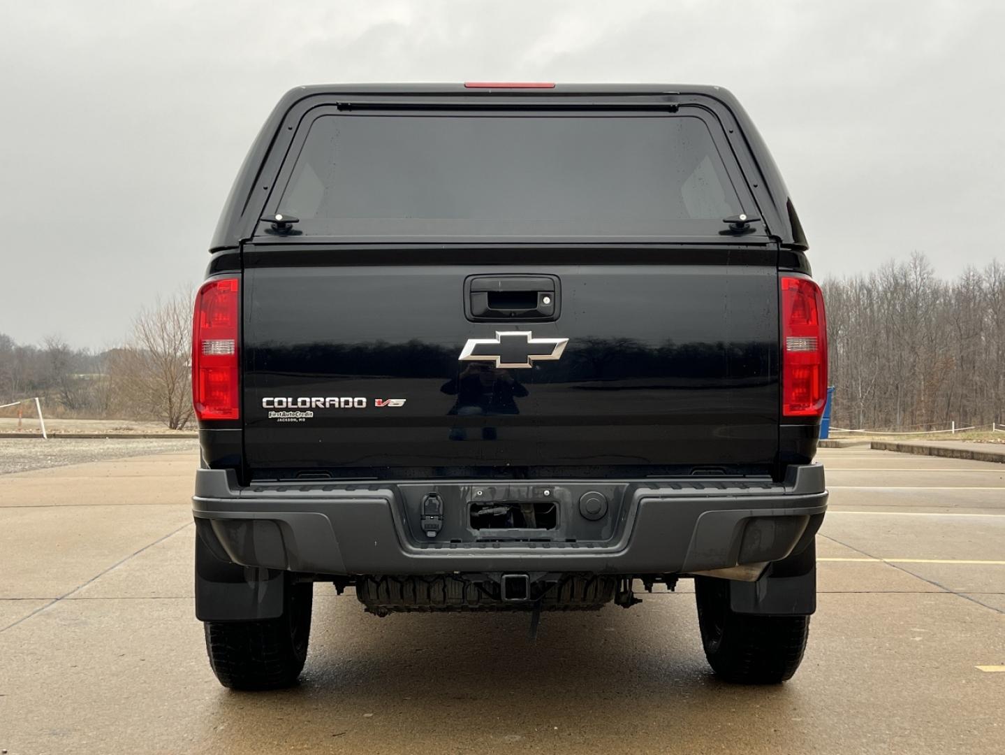 2017 BLACK /Black Chevrolet Colorado ZR2 Crew Cab 4WD Short Box (1GCGTEEN2H1) with an 3.6L V6 engine, Automatic transmission, located at 2990 Old Orchard Rd., Jackson, MO, 63755, 37.354214, -89.612106 - 2017 Chevrolet Colorado ZR2 1-Owner 130xxx miles 4x4 3.6L V6 Automatic Leather Backup Camera Power/Heated Seats Bluetooth Remote Start Cruise Power Windows/Locks/Mirrors We have financing available and we accept trades! Fill out a credit application on our website or come by today! If - Photo#12