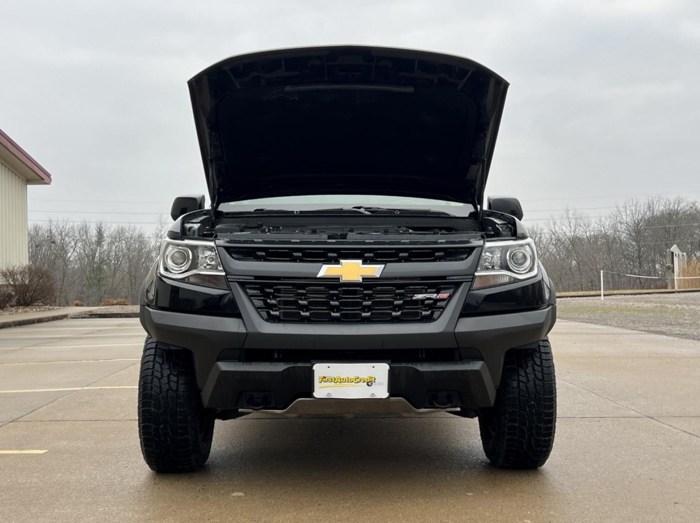 2017 BLACK /Black Chevrolet Colorado ZR2 Crew Cab 4WD Short Box (1GCGTEEN2H1) with an 3.6L V6 engine, Automatic transmission, located at 2990 Old Orchard Rd., Jackson, MO, 63755, 37.354214, -89.612106 - 2017 Chevrolet Colorado ZR2 1-Owner 130xxx miles 4x4 3.6L V6 Automatic Leather Backup Camera Power/Heated Seats Bluetooth Remote Start Cruise Power Windows/Locks/Mirrors We have financing available and we accept trades! Fill out a credit application on our website or come by today! If - Photo#34