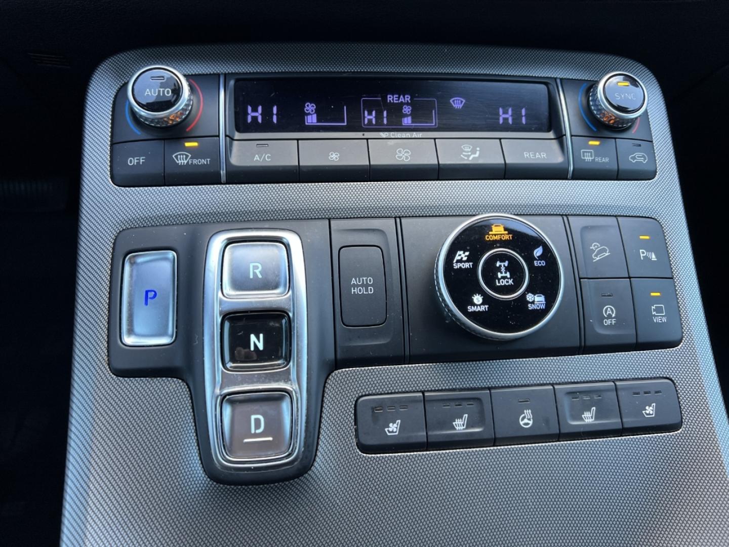 2020 GRAY /Black Hyundai Palisade Limited AWD (KM8R5DHE1LU) with an 3.8L V6 engine, Automatic transmission, located at 2990 Old Orchard Rd., Jackson, MO, 63755, 37.354214, -89.612106 - 2020 Hyundai Palisade Limited 1-Owner 125xxx miles All Wheel Drive 3.8L V6 Automatic Leather 3rd Row Navigation Power/Heated/Cooled Seats Heated/Cooled Rear Seats Heated Steering Wheel Backup Camera Sunroof Bluetooth Remote Start Heads Up Display Cruise Power Windows/Locks/Mirrors - Photo#32