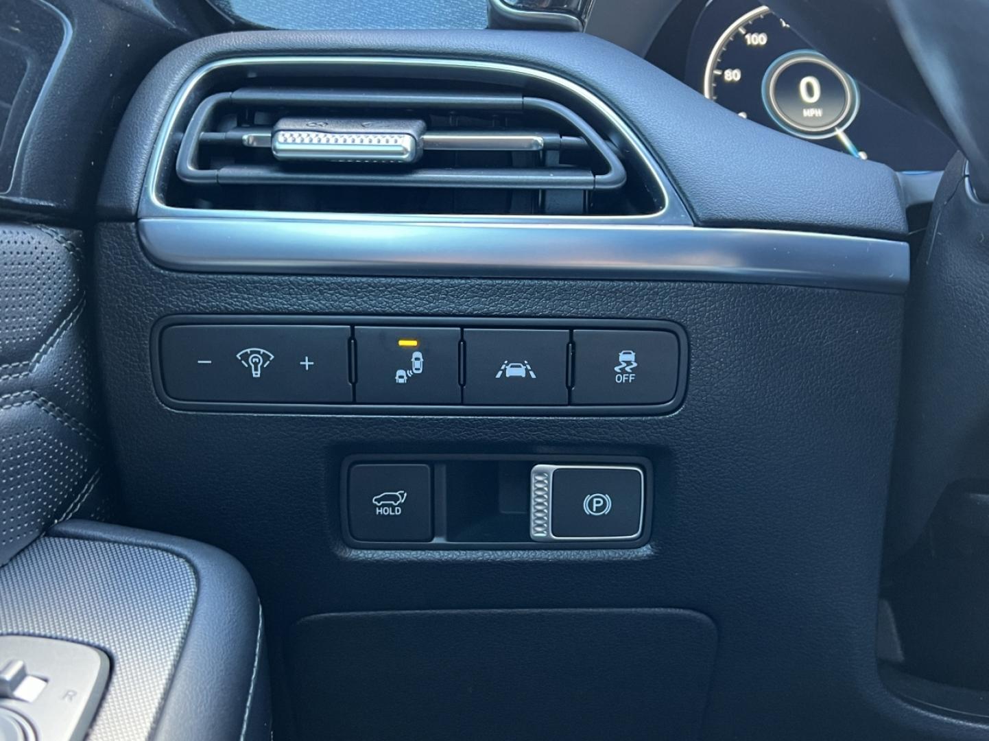 2020 GRAY /Black Hyundai Palisade Limited AWD (KM8R5DHE1LU) with an 3.8L V6 engine, Automatic transmission, located at 2990 Old Orchard Rd., Jackson, MO, 63755, 37.354214, -89.612106 - 2020 Hyundai Palisade Limited 1-Owner 125xxx miles All Wheel Drive 3.8L V6 Automatic Leather 3rd Row Navigation Power/Heated/Cooled Seats Heated/Cooled Rear Seats Heated Steering Wheel Backup Camera Sunroof Bluetooth Remote Start Heads Up Display Cruise Power Windows/Locks/Mirrors - Photo#36