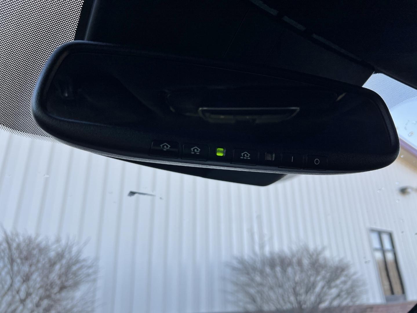 2020 GRAY /Black Hyundai Palisade Limited AWD (KM8R5DHE1LU) with an 3.8L V6 engine, Automatic transmission, located at 2990 Old Orchard Rd., Jackson, MO, 63755, 37.354214, -89.612106 - 2020 Hyundai Palisade Limited 1-Owner 125xxx miles All Wheel Drive 3.8L V6 Automatic Leather 3rd Row Navigation Power/Heated/Cooled Seats Heated/Cooled Rear Seats Heated Steering Wheel Backup Camera Sunroof Bluetooth Remote Start Heads Up Display Cruise Power Windows/Locks/Mirrors - Photo#38