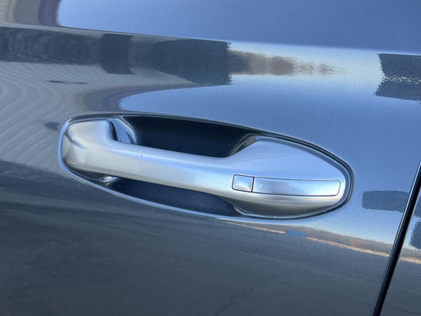 2020 GRAY /Black Hyundai Palisade Limited AWD (KM8R5DHE1LU) with an 3.8L V6 engine, Automatic transmission, located at 2990 Old Orchard Rd., Jackson, MO, 63755, 37.354214, -89.612106 - 2020 Hyundai Palisade Limited 1-Owner 125xxx miles All Wheel Drive 3.8L V6 Automatic Leather 3rd Row Navigation Power/Heated/Cooled Seats Heated/Cooled Rear Seats Heated Steering Wheel Backup Camera Sunroof Bluetooth Remote Start Heads Up Display Cruise Power Windows/Locks/Mirrors - Photo#40