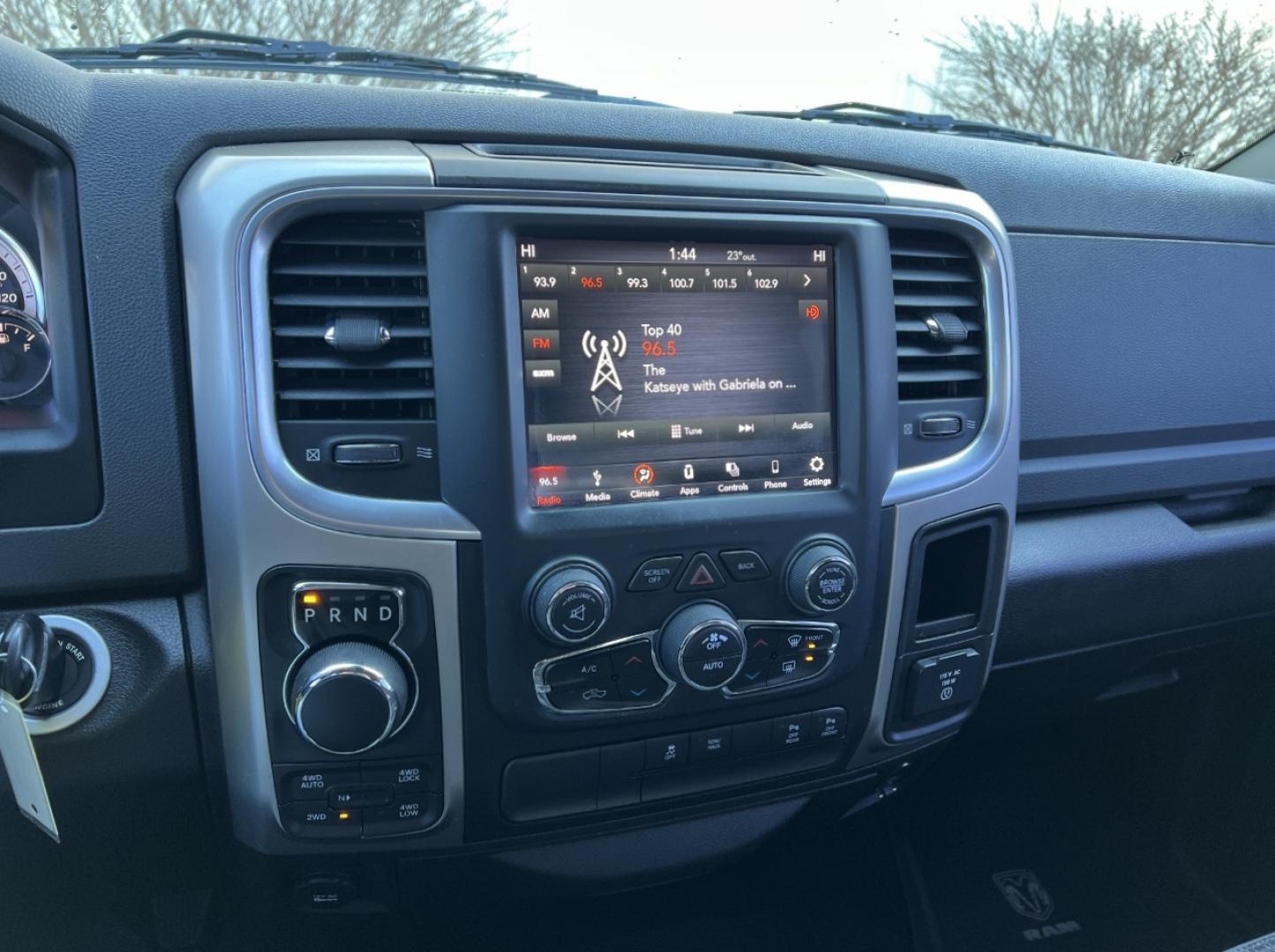 2019 WHITE /Gray RAM 1500 SLT Crew Cab SWB 4WD (1C6RR7LT9KS) with an 5.7L V8 engine, Automatic transmission, located at 2990 Old Orchard Rd., Jackson, MO, 63755, 37.354214, -89.612106 - 2019 Ram 1500 Classic Big Horn 120xxx miles 4x4 5.7L V8 HEMI Automatic Backup Camera Power Driver Seat Bluetooth Remote Start Cruise Power Windows/Locks/Mirrors We have financing available and we accept trades! Fill out a credit application on our website or come by today! If you have an - Photo#23