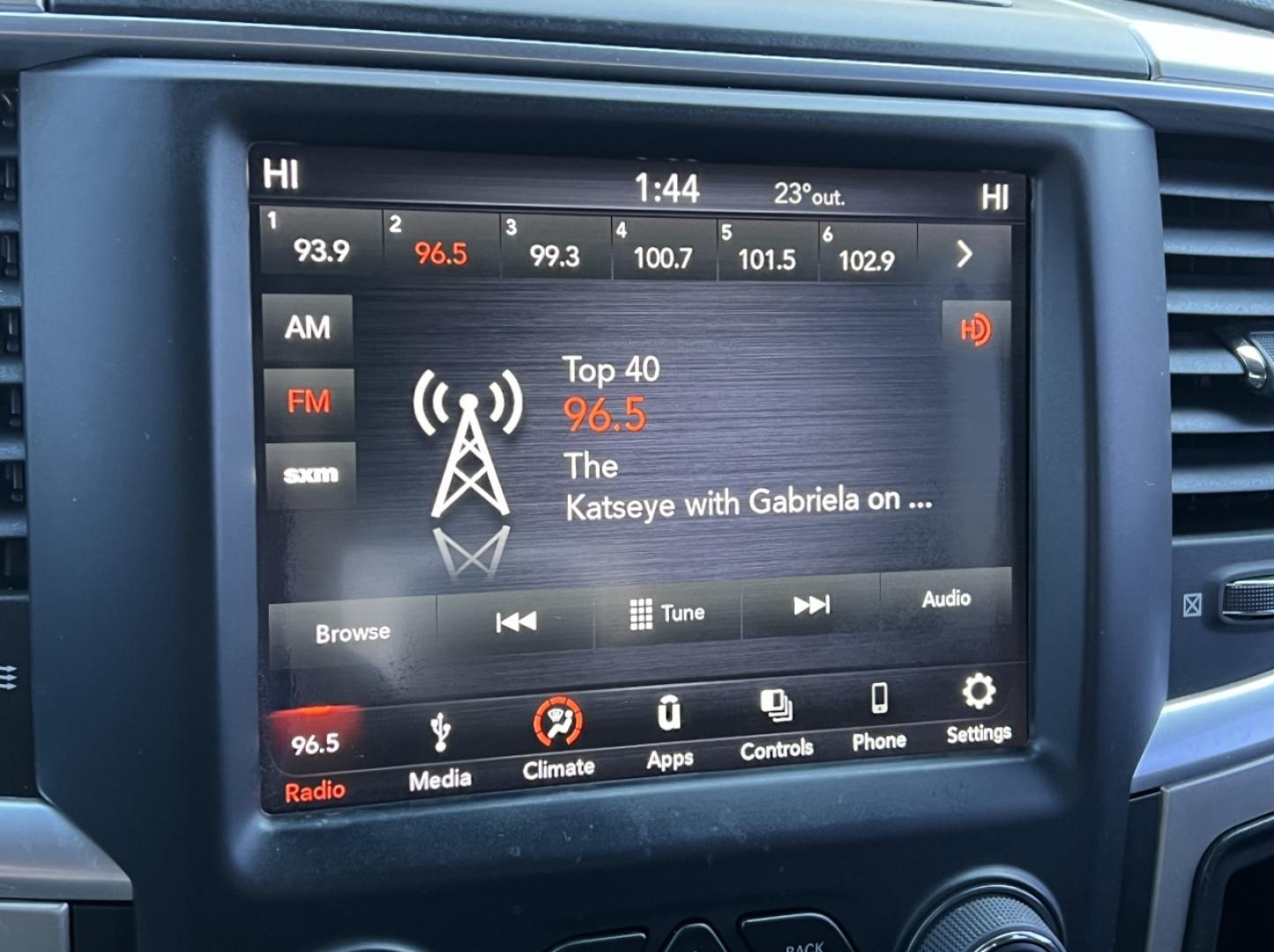 2019 WHITE /Gray RAM 1500 SLT Crew Cab SWB 4WD (1C6RR7LT9KS) with an 5.7L V8 engine, Automatic transmission, located at 2990 Old Orchard Rd., Jackson, MO, 63755, 37.354214, -89.612106 - 2019 Ram 1500 Classic Big Horn 120xxx miles 4x4 5.7L V8 HEMI Automatic Backup Camera Power Driver Seat Bluetooth Remote Start Cruise Power Windows/Locks/Mirrors We have financing available and we accept trades! Fill out a credit application on our website or come by today! If you have an - Photo#24