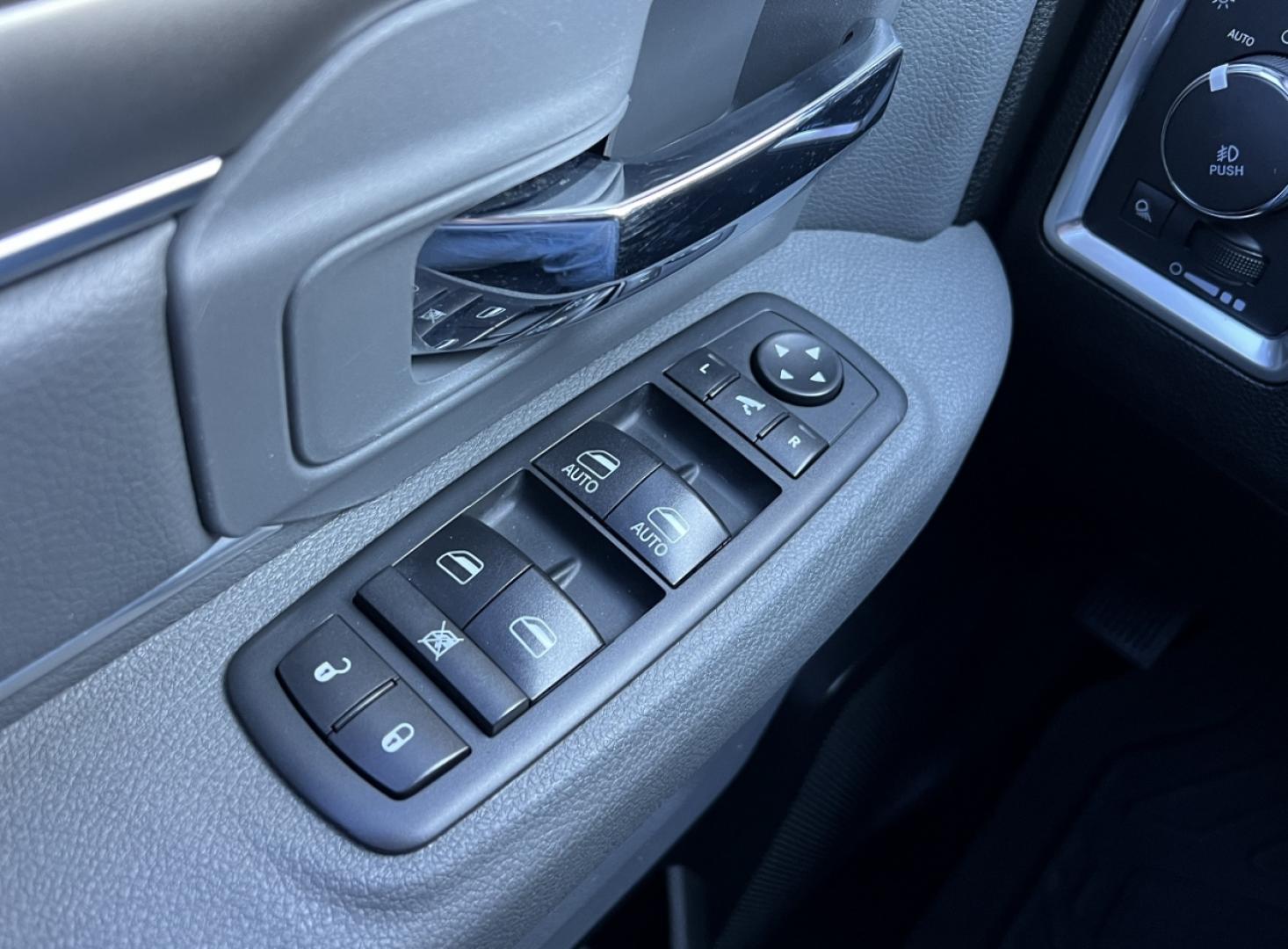 2019 WHITE /Gray RAM 1500 SLT Crew Cab SWB 4WD (1C6RR7LT9KS) with an 5.7L V8 engine, Automatic transmission, located at 2990 Old Orchard Rd., Jackson, MO, 63755, 37.354214, -89.612106 - 2019 Ram 1500 Classic Big Horn 120xxx miles 4x4 5.7L V8 HEMI Automatic Backup Camera Power Driver Seat Bluetooth Remote Start Cruise Power Windows/Locks/Mirrors We have financing available and we accept trades! Fill out a credit application on our website or come by today! If you have an - Photo#28