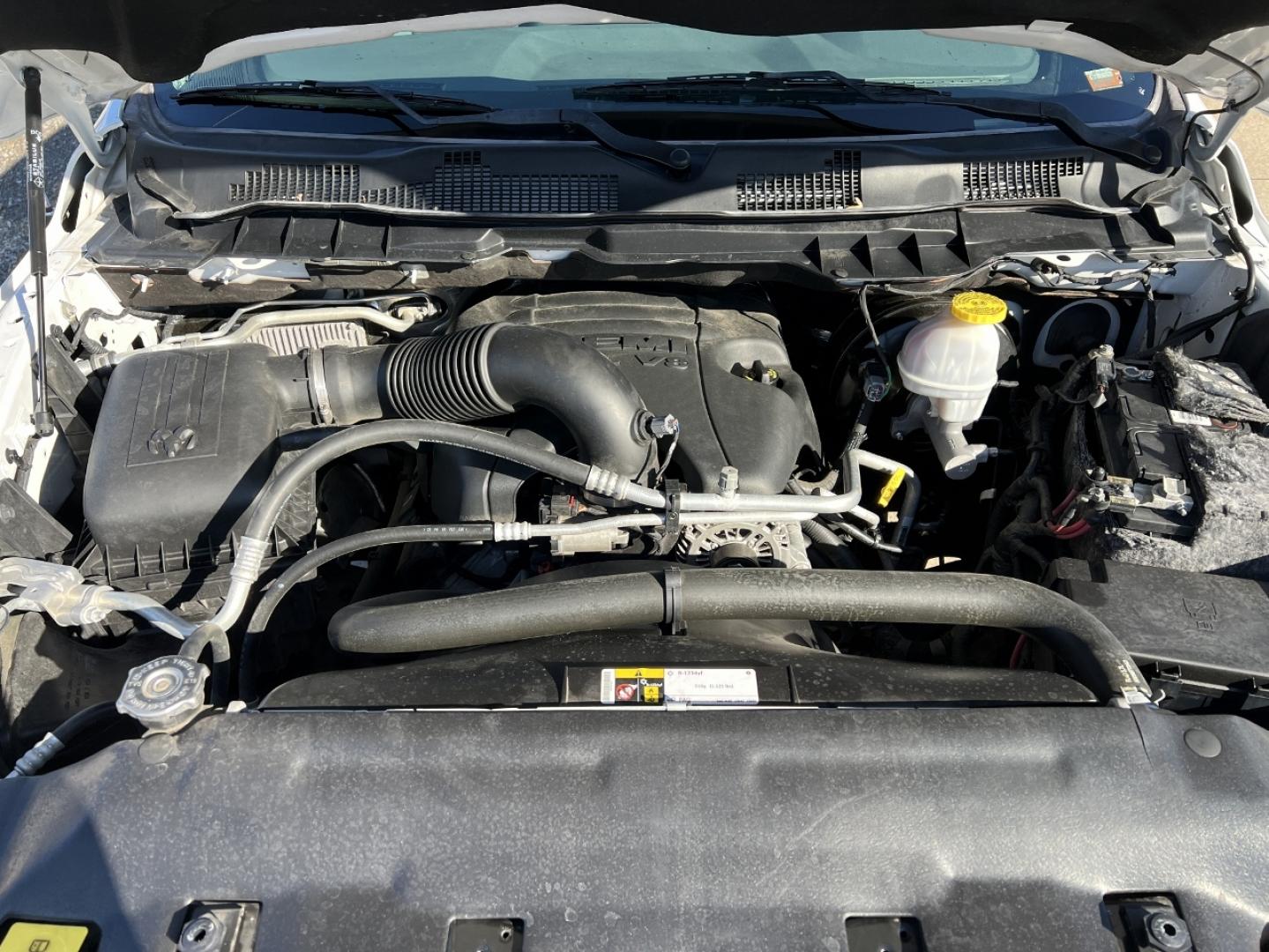 2019 WHITE /Gray RAM 1500 SLT Crew Cab SWB 4WD (1C6RR7LT9KS) with an 5.7L V8 engine, Automatic transmission, located at 2990 Old Orchard Rd., Jackson, MO, 63755, 37.354214, -89.612106 - 2019 Ram 1500 Classic Big Horn 120xxx miles 4x4 5.7L V8 HEMI Automatic Backup Camera Power Driver Seat Bluetooth Remote Start Cruise Power Windows/Locks/Mirrors We have financing available and we accept trades! Fill out a credit application on our website or come by today! If you have an - Photo#33