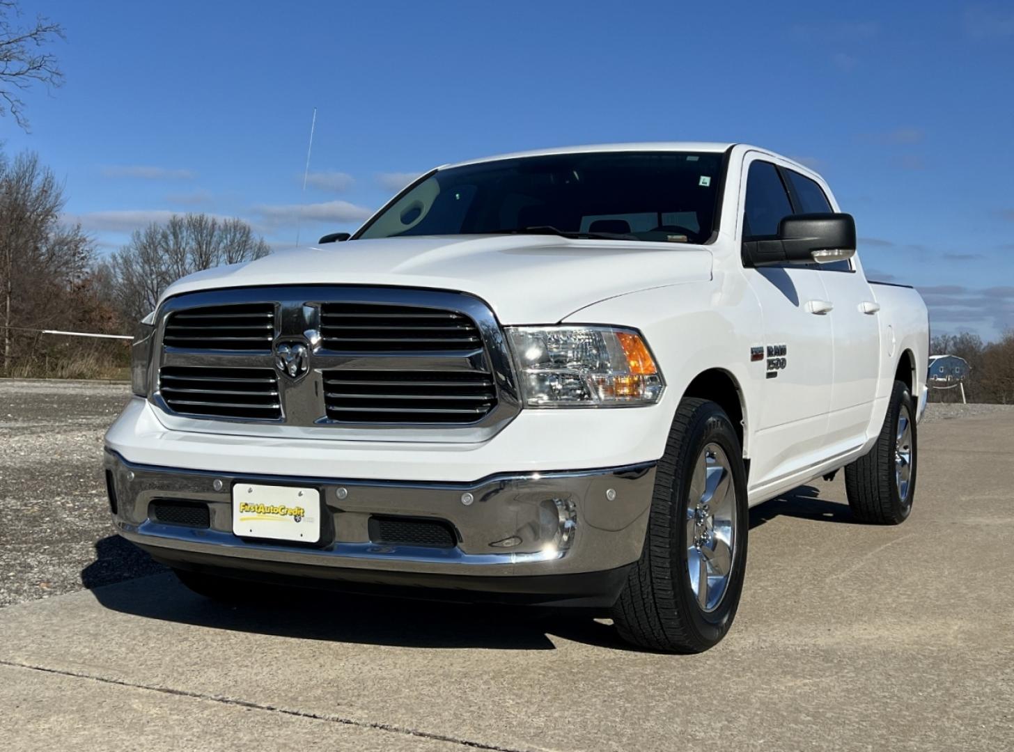 2019 WHITE /Gray RAM 1500 SLT Crew Cab SWB 4WD (1C6RR7LT9KS) with an 5.7L V8 engine, Automatic transmission, located at 2990 Old Orchard Rd., Jackson, MO, 63755, 37.354214, -89.612106 - 2019 Ram 1500 Classic Big Horn 120xxx miles 4x4 5.7L V8 HEMI Automatic Backup Camera Power Driver Seat Bluetooth Remote Start Cruise Power Windows/Locks/Mirrors We have financing available and we accept trades! Fill out a credit application on our website or come by today! If you have an - Photo#6