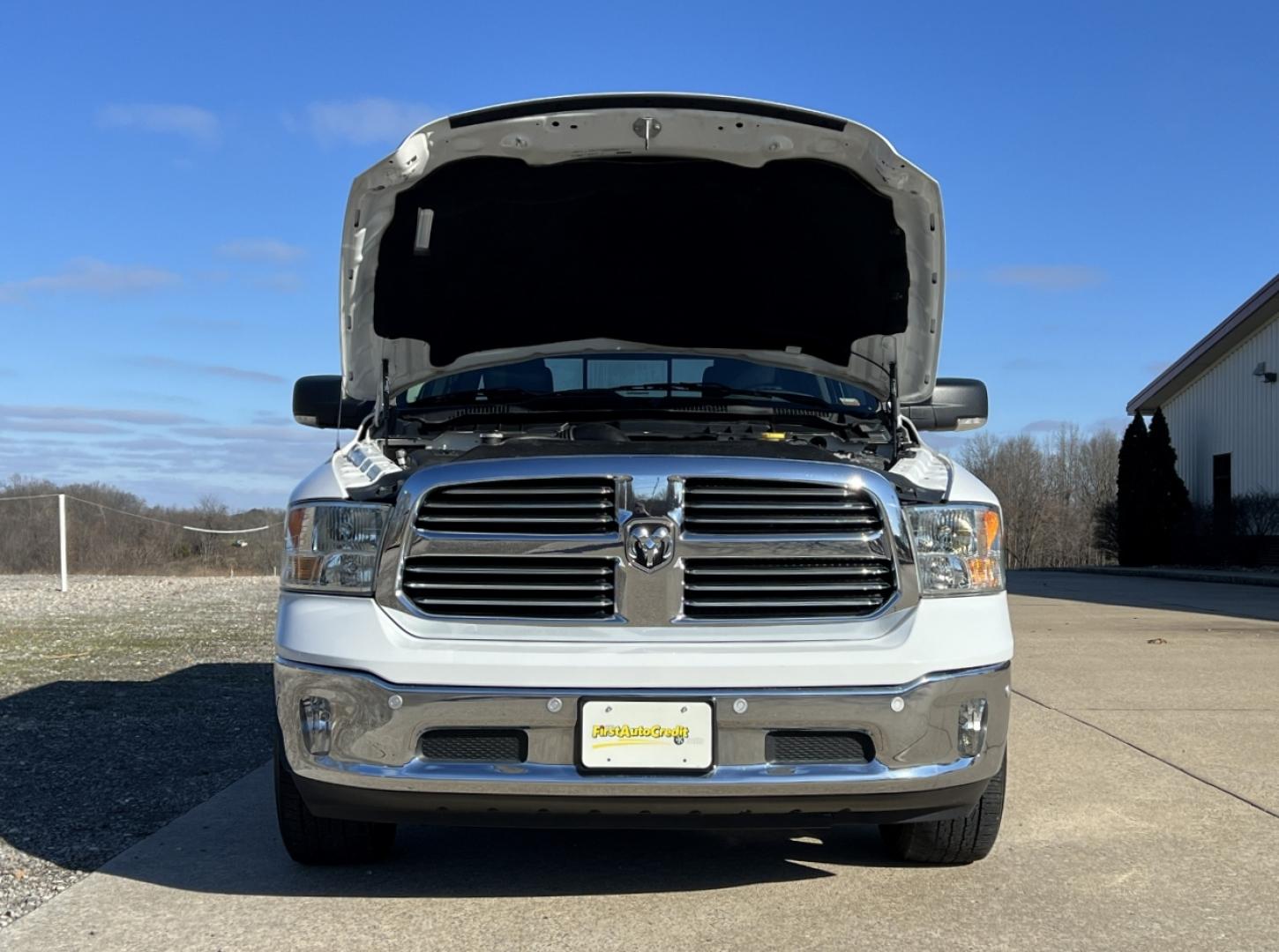 2019 WHITE /Gray RAM 1500 SLT Crew Cab SWB 4WD (1C6RR7LT9KS) with an 5.7L V8 engine, Automatic transmission, located at 2990 Old Orchard Rd., Jackson, MO, 63755, 37.354214, -89.612106 - 2019 Ram 1500 Classic Big Horn 120xxx miles 4x4 5.7L V8 HEMI Automatic Backup Camera Power Driver Seat Bluetooth Remote Start Cruise Power Windows/Locks/Mirrors We have financing available and we accept trades! Fill out a credit application on our website or come by today! If you have an - Photo#32