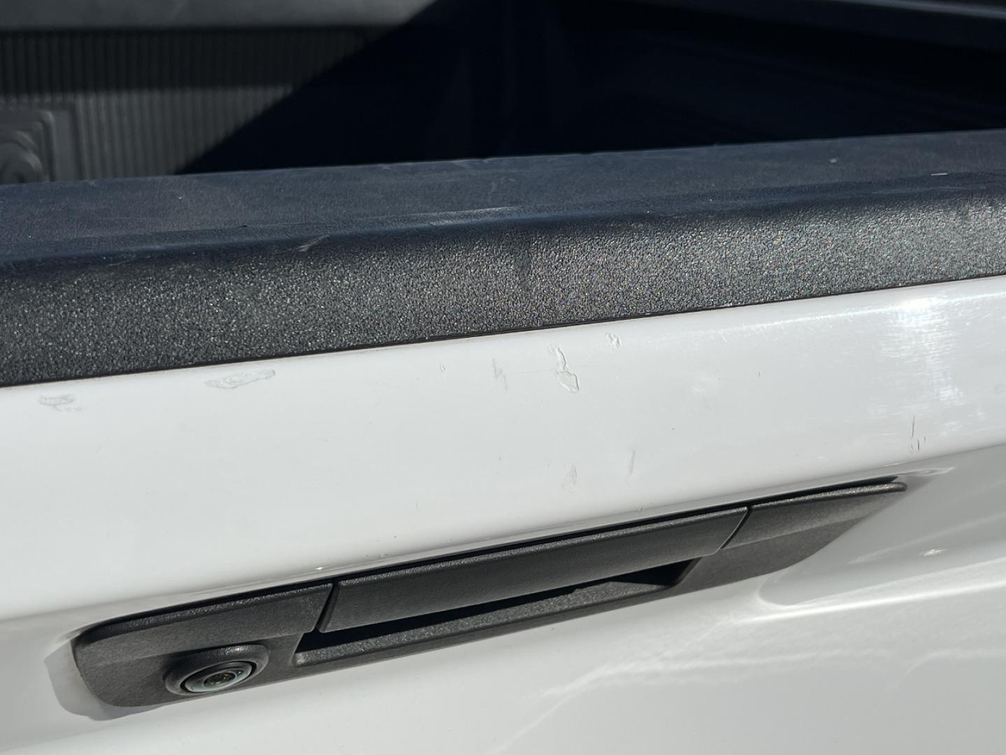 2019 WHITE /Gray RAM 1500 SLT Crew Cab SWB 4WD (1C6RR7LT9KS) with an 5.7L V8 engine, Automatic transmission, located at 2990 Old Orchard Rd., Jackson, MO, 63755, 37.354214, -89.612106 - 2019 Ram 1500 Classic Big Horn 120xxx miles 4x4 5.7L V8 HEMI Automatic Backup Camera Power Driver Seat Bluetooth Remote Start Cruise Power Windows/Locks/Mirrors We have financing available and we accept trades! Fill out a credit application on our website or come by today! If you have an - Photo#42