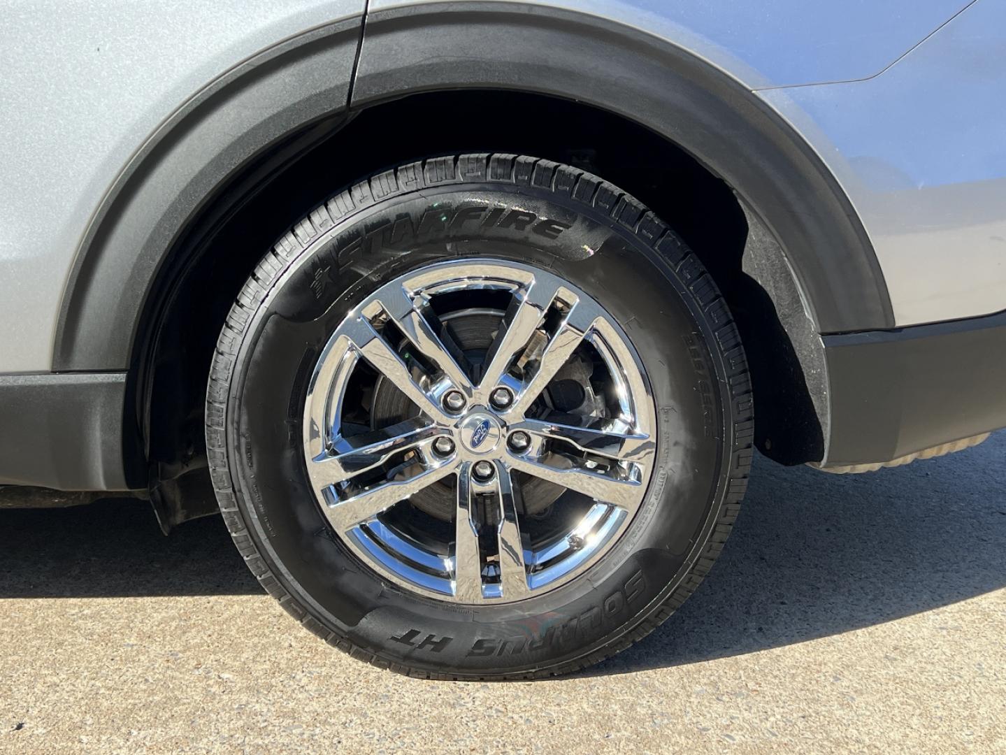 2020 SILVER /Black Ford Explorer XLT 2WD (1FMSK7DH1LG) with an 2.3L 4 Cyl. engine, Automatic transmission, located at 2990 Old Orchard Rd., Jackson, MO, 63755, 37.354214, -89.612106 - 2020 Ford Explorer XLT 93xxx miles Rear Wheel Drive 2.3L 4 Cyl. Automatic Leather 3rd Row Backup Camera Power Seats Bluetooth Remote Start Cruise Power Windows/Locks/Mirrors We have financing available and we accept trades! Fill out a credit application on our website or come by today! - Photo#39