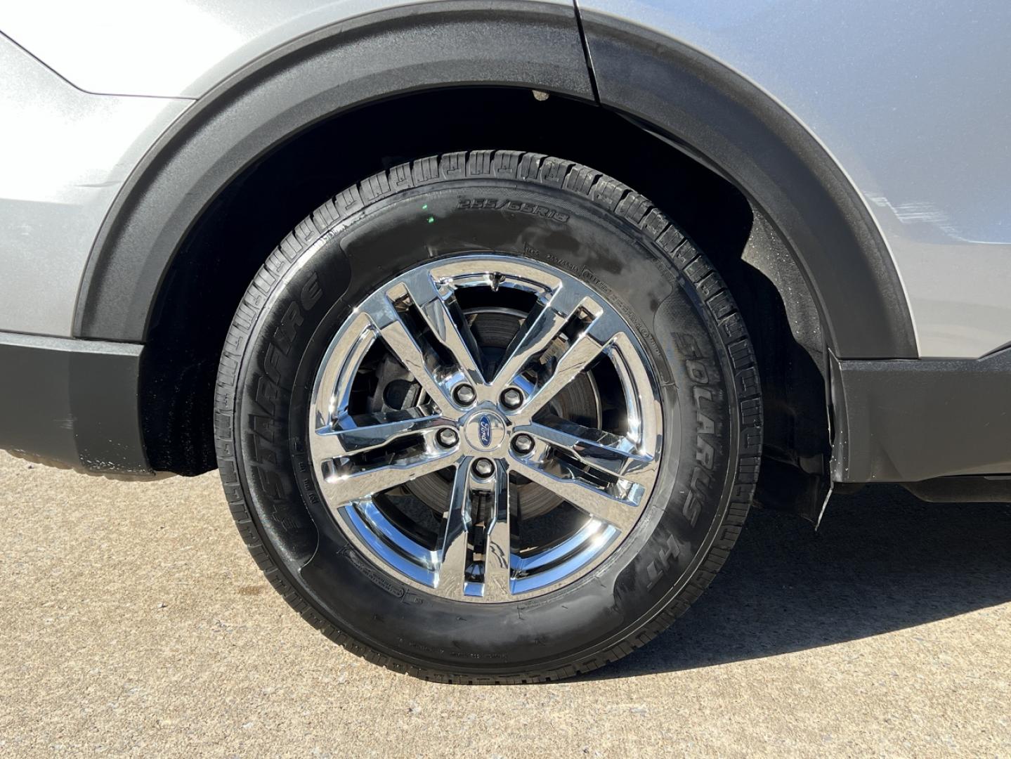 2020 SILVER /Black Ford Explorer XLT 2WD (1FMSK7DH1LG) with an 2.3L 4 Cyl. engine, Automatic transmission, located at 2990 Old Orchard Rd., Jackson, MO, 63755, 37.354214, -89.612106 - 2020 Ford Explorer XLT 93xxx miles Rear Wheel Drive 2.3L 4 Cyl. Automatic Leather 3rd Row Backup Camera Power Seats Bluetooth Remote Start Cruise Power Windows/Locks/Mirrors We have financing available and we accept trades! Fill out a credit application on our website or come by today! - Photo#40