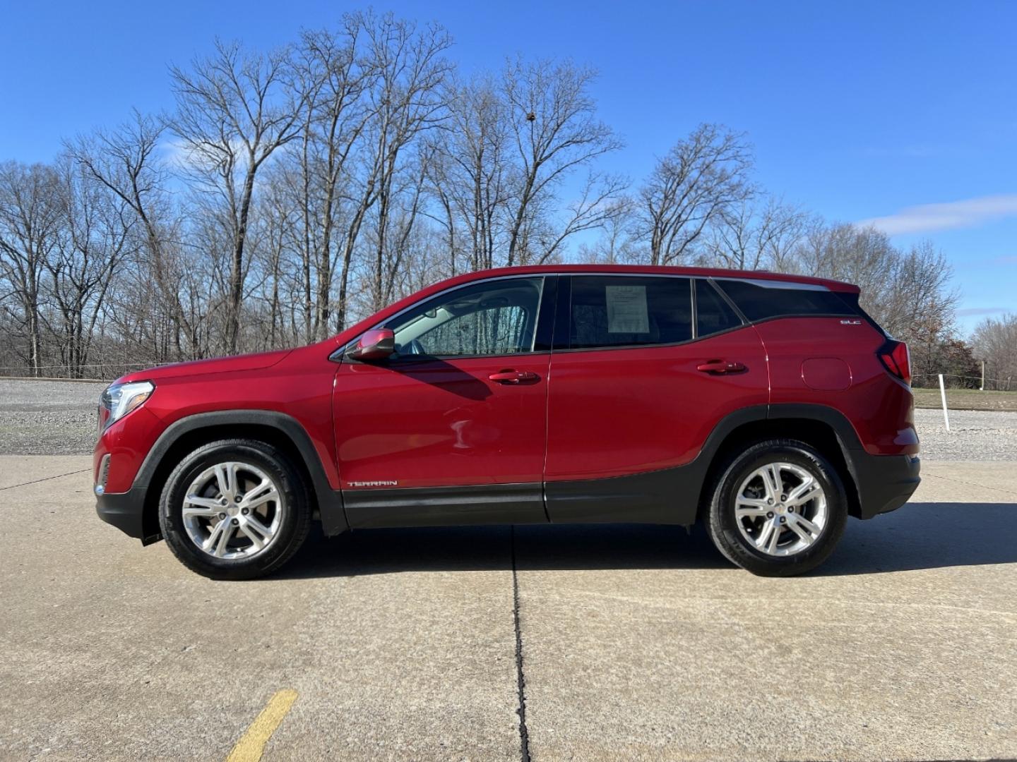 2019 RED /Black GMC Terrain SLE (3GKALMEV8KL) with an 1.4L 4 Cyl. TURBO engine, Automatic transmission, located at 2990 Old Orchard Rd., Jackson, MO, 63755, 37.354214, -89.612106 - 2019 GMC Terrain SLE 72xxx miles Front Wheel Drive 1.5L 4 Cyl. Automatic Backup Camera Bluetooth Cruise Power Windows/Locks/Mirrors We have financing available and we accept trades! Fill out a credit application on our website or come by today! If you have any questions, give us a call at - Photo#4