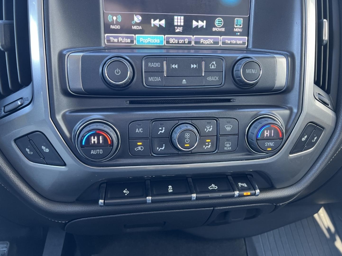 2017 SILVER /Gray Chevrolet Silverado 1500 LTZ Crew Cab Long Box 4WD (3GCUKSECXHG) with an 5.3L V8 engine, Automatic transmission, located at 2990 Old Orchard Rd., Jackson, MO, 63755, 37.354214, -89.612106 - 2017 Chevrolet Silverado 1500 LTZ 120xxx miles 4x4 5.3L V8 Automatic Leather Backup Camera Power/Heated Seats Bluetooth Cruise Power Windows/Locks/Mirrors We have financing available and we accept trades! Fill out a credit application on our website or come by today! If you have any ques - Photo#4