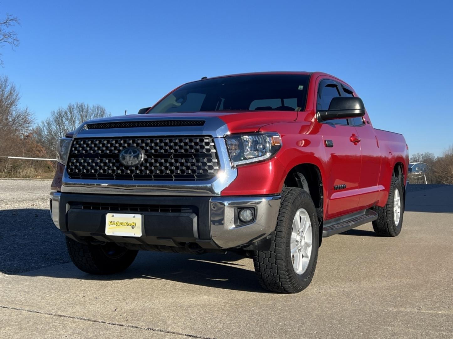 2018 RED /Black Toyota Tundra SR5 5.7L V8 Double Cab 4WD (5TFUY5F13JX) with an 5.7L V8 engine, Automatic transmission, located at 2990 Old Orchard Rd., Jackson, MO, 63755, 37.354214, -89.612106 - 2018 Toyota Tundra SR5 105xxx miles 4x4 5.7L V8 Automatic Backup Camera Power Driver Seat Bluetooth Cruise Power Windows/Locks/Mirrors We have financing available and we accept trades! Fill out a credit application on our website or come by today! If you have any questions, give us a call - Photo#5