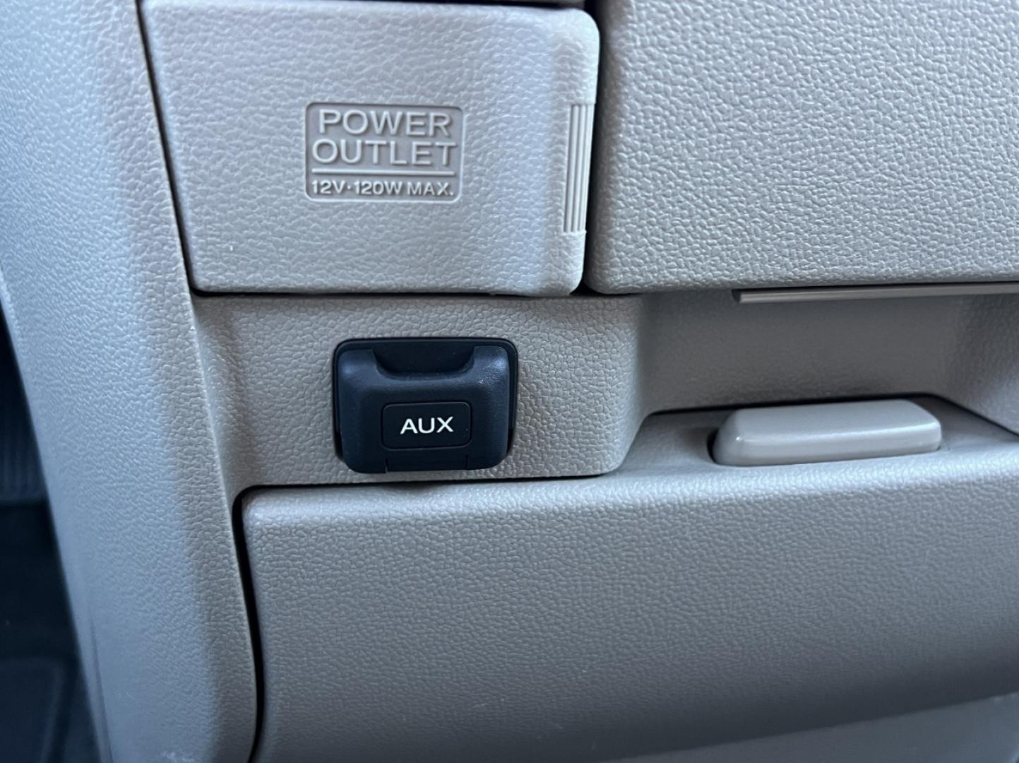 2016 WHITE /Tan Honda Odyssey EX-L (5FNRL5H64GB) with an 3.5L V6 engine, Automatic transmission, located at 2990 Old Orchard Rd., Jackson, MO, 63755, 37.354214, -89.612106 - 2016 Honda Odyssey EX-L 1-Owner 67xxx miles Front Wheel Drive 3.5L V6 Automatic Leather 3rd Row Navigation Power/Heated Seats Backup Camera Sunroof Bluetooth Cruise Power Windows/Locks/Mirrors We have financing available and we accept trades! Fill out a credit application on our websi - Photo#29