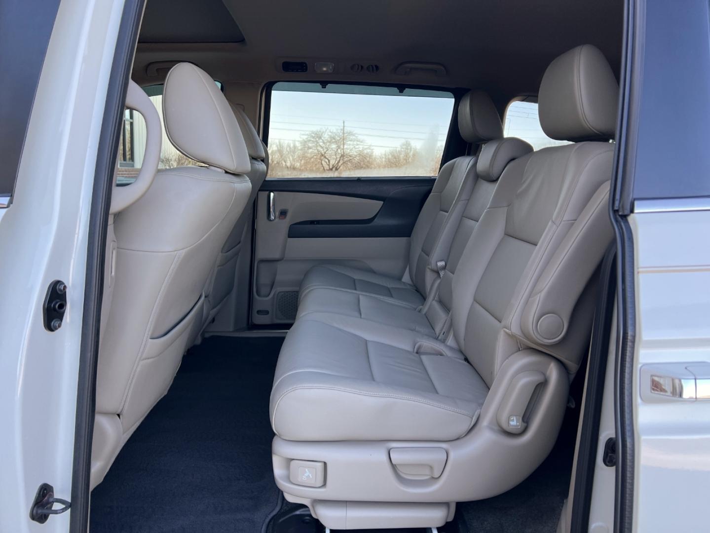 2016 WHITE /Tan Honda Odyssey EX-L (5FNRL5H64GB) with an 3.5L V6 engine, Automatic transmission, located at 2990 Old Orchard Rd., Jackson, MO, 63755, 37.354214, -89.612106 - 2016 Honda Odyssey EX-L 1-Owner 67xxx miles Front Wheel Drive 3.5L V6 Automatic Leather 3rd Row Navigation Power/Heated Seats Backup Camera Sunroof Bluetooth Cruise Power Windows/Locks/Mirrors We have financing available and we accept trades! Fill out a credit application on our websi - Photo#18