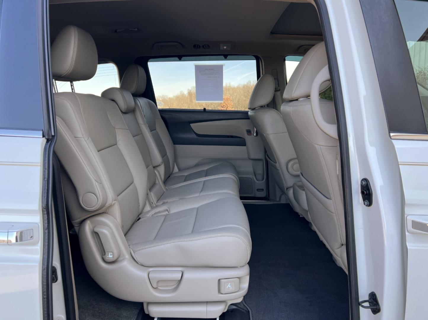 2016 WHITE /Tan Honda Odyssey EX-L (5FNRL5H64GB) with an 3.5L V6 engine, Automatic transmission, located at 2990 Old Orchard Rd., Jackson, MO, 63755, 37.354214, -89.612106 - 2016 Honda Odyssey EX-L 1-Owner 67xxx miles Front Wheel Drive 3.5L V6 Automatic Leather 3rd Row Navigation Power/Heated Seats Backup Camera Sunroof Bluetooth Cruise Power Windows/Locks/Mirrors We have financing available and we accept trades! Fill out a credit application on our websi - Photo#19