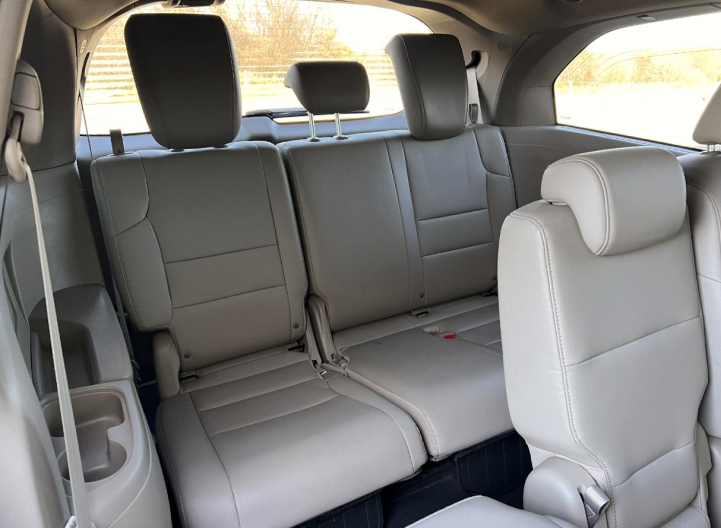 2016 WHITE /Tan Honda Odyssey EX-L (5FNRL5H64GB) with an 3.5L V6 engine, Automatic transmission, located at 2990 Old Orchard Rd., Jackson, MO, 63755, 37.354214, -89.612106 - 2016 Honda Odyssey EX-L 1-Owner 67xxx miles Front Wheel Drive 3.5L V6 Automatic Leather 3rd Row Navigation Power/Heated Seats Backup Camera Sunroof Bluetooth Cruise Power Windows/Locks/Mirrors We have financing available and we accept trades! Fill out a credit application on our websi - Photo#20