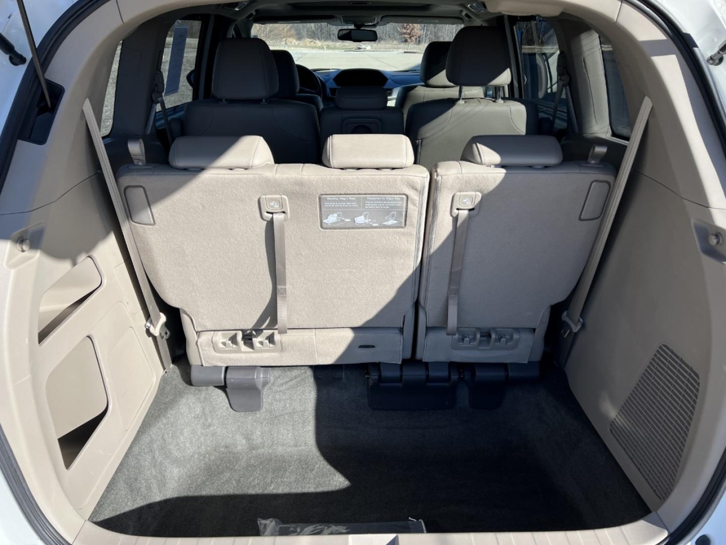 2016 WHITE /Tan Honda Odyssey EX-L (5FNRL5H64GB) with an 3.5L V6 engine, Automatic transmission, located at 2990 Old Orchard Rd., Jackson, MO, 63755, 37.354214, -89.612106 - 2016 Honda Odyssey EX-L 1-Owner 67xxx miles Front Wheel Drive 3.5L V6 Automatic Leather 3rd Row Navigation Power/Heated Seats Backup Camera Sunroof Bluetooth Cruise Power Windows/Locks/Mirrors We have financing available and we accept trades! Fill out a credit application on our websi - Photo#22