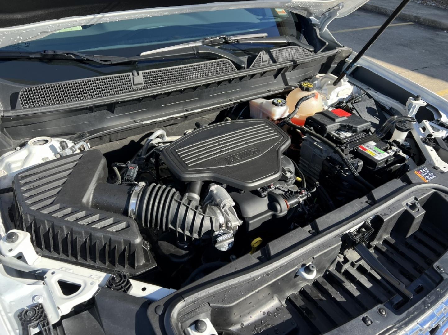 2020 WHITE /Tan GMC Acadia Denali FWD (1GKKNPLS1LZ) with an 3.6L V6 engine, Automatic transmission, located at 2990 Old Orchard Rd., Jackson, MO, 63755, 37.354214, -89.612106 - 2020 GMC Acadia Denali 1-Owner 81xxx miles Front Wheel Drive 3.6L V6 Automatic Leather 3rd Row Navigation Backup Camera Power/Heated/Cooled Seats Heated Rear Seats Heated Steering Wheel Sunroof Bluetooth Remote Start Cruise Power Windows/Locks/Mirrors We have financing available an - Photo#40