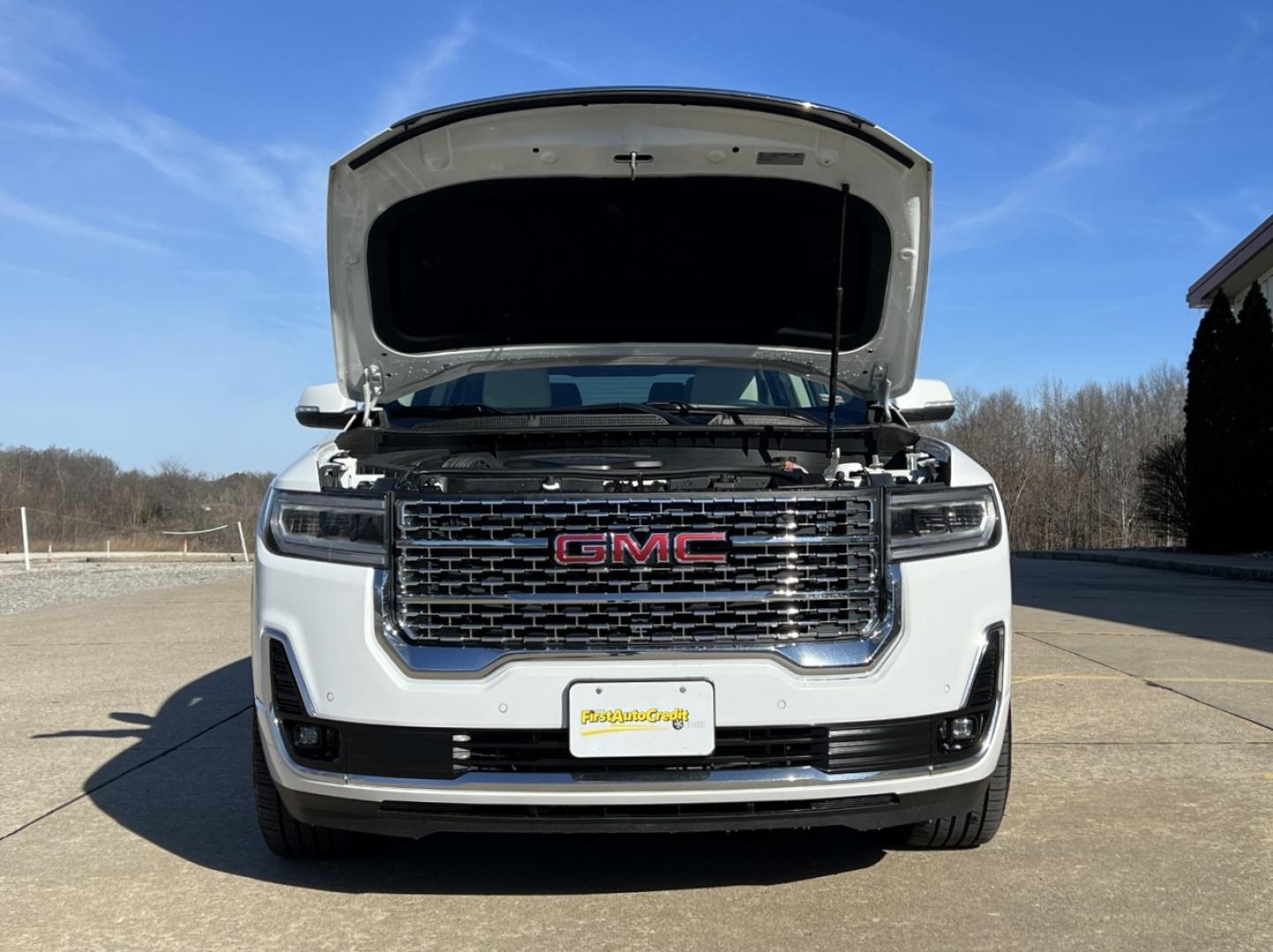 2020 WHITE /Tan GMC Acadia Denali FWD (1GKKNPLS1LZ) with an 3.6L V6 engine, Automatic transmission, located at 2990 Old Orchard Rd., Jackson, MO, 63755, 37.354214, -89.612106 - 2020 GMC Acadia Denali 1-Owner 81xxx miles Front Wheel Drive 3.6L V6 Automatic Leather 3rd Row Navigation Backup Camera Power/Heated/Cooled Seats Heated Rear Seats Heated Steering Wheel Sunroof Bluetooth Remote Start Cruise Power Windows/Locks/Mirrors We have financing available an - Photo#39