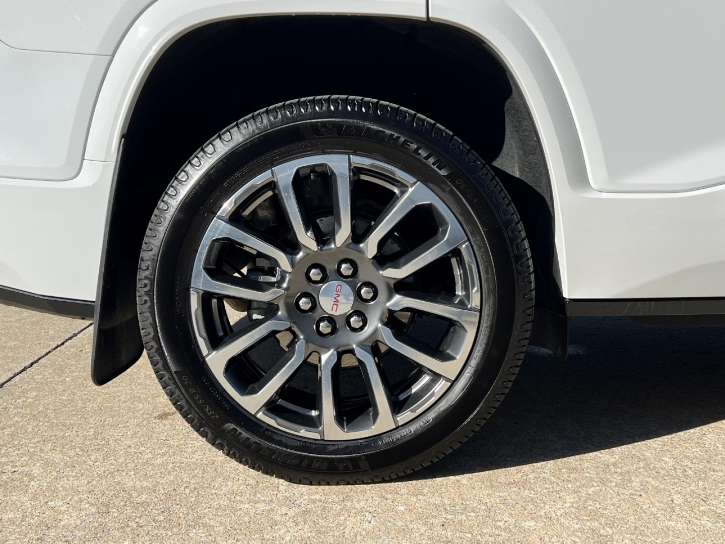 2020 WHITE /Tan GMC Acadia Denali FWD (1GKKNPLS1LZ) with an 3.6L V6 engine, Automatic transmission, located at 2990 Old Orchard Rd., Jackson, MO, 63755, 37.354214, -89.612106 - 2020 GMC Acadia Denali 1-Owner 81xxx miles Front Wheel Drive 3.6L V6 Automatic Leather 3rd Row Navigation Backup Camera Power/Heated/Cooled Seats Heated Rear Seats Heated Steering Wheel Sunroof Bluetooth Remote Start Cruise Power Windows/Locks/Mirrors We have financing available an - Photo#45