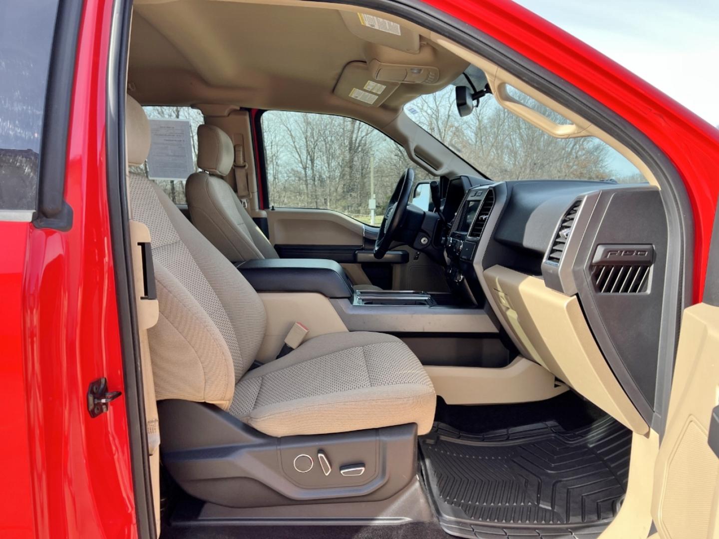 2018 RED /Tan Ford F-150 XLT SuperCab 6.5-ft. 4WD (1FTEX1EP1JK) with an 2.7L V6 engine, 6A transmission, located at 2990 Old Orchard Rd., Jackson, MO, 63755, 37.354214, -89.612106 - 2018 Ford F-150 XLT 91xxx miles 4x4 2.7L V6 Automatic Navigation Power/Heated Seats Backup Camera Bluetooth Remote Start Cruise Power Windows/Locks/Mirrors We have financing available and we accept trades! Fill out a credit application on our website or come by today! If you have any qu - Photo#18