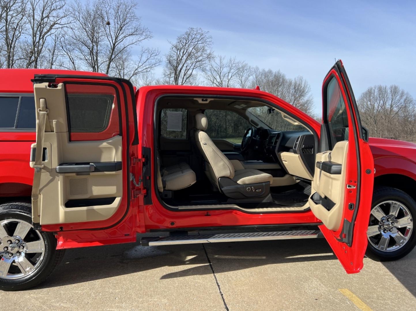 2018 RED /Tan Ford F-150 XLT SuperCab 6.5-ft. 4WD (1FTEX1EP1JK) with an 2.7L V6 engine, 6A transmission, located at 2990 Old Orchard Rd., Jackson, MO, 63755, 37.354214, -89.612106 - 2018 Ford F-150 XLT 91xxx miles 4x4 2.7L V6 Automatic Navigation Power/Heated Seats Backup Camera Bluetooth Remote Start Cruise Power Windows/Locks/Mirrors We have financing available and we accept trades! Fill out a credit application on our website or come by today! If you have any qu - Photo#22