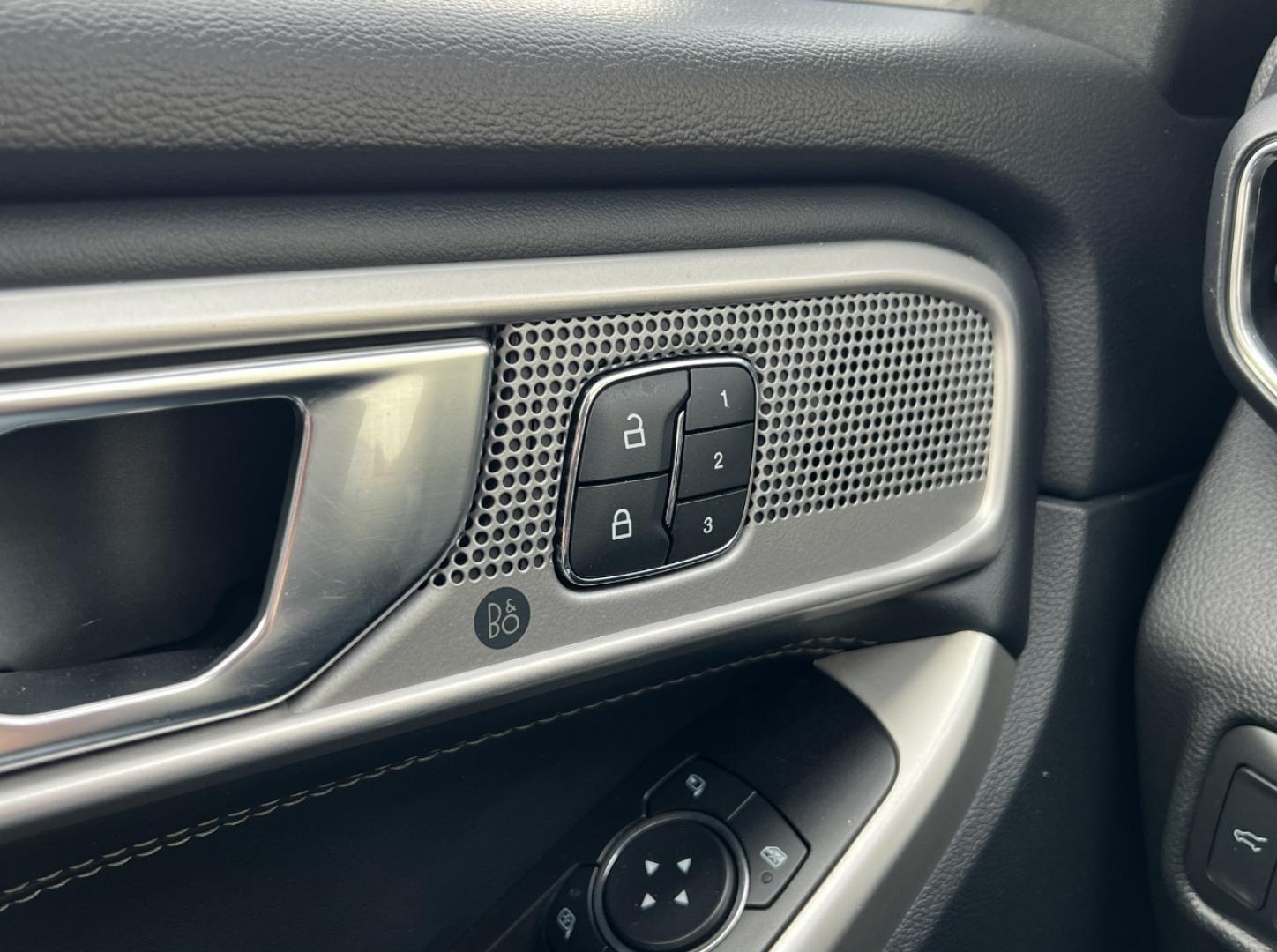 2021 BLACK /Black Ford Explorer Limited AWD (1FMSK8FH3MG) with an 2.3L 4 Cyl. engine, Automatic transmission, located at 2990 Old Orchard Rd., Jackson, MO, 63755, 37.354214, -89.612106 - 2021 Ford Explorer Limited 1-Owner 63xxx miles 4 Wheel Drive 2.3L 4 Cyl. Automatic Leather 3rd Row Navigation Power/Heated/Cooled Seats Heated Rear Seats Heated Steering Wheel Backup Camera Sunroof Bluetooth Remote Start Cruise Power Windows/Locks/Mirrors We have financing availabl - Photo#34