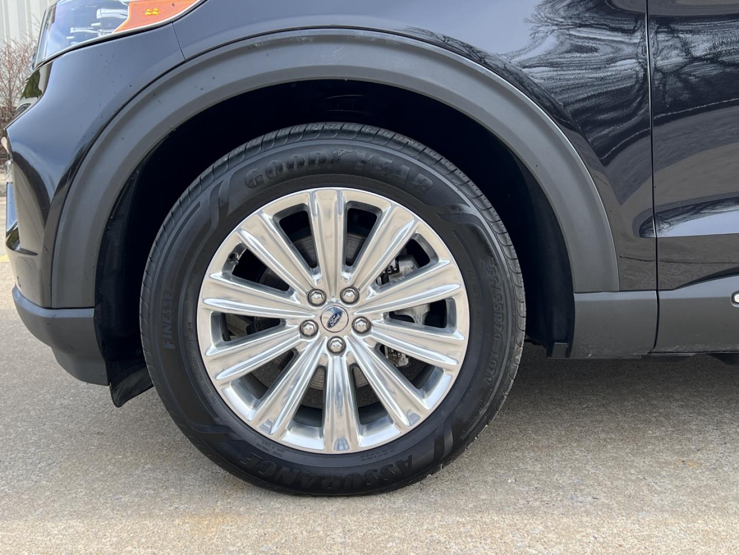 2021 BLACK /Black Ford Explorer Limited AWD (1FMSK8FH3MG) with an 2.3L 4 Cyl. engine, Automatic transmission, located at 2990 Old Orchard Rd., Jackson, MO, 63755, 37.354214, -89.612106 - 2021 Ford Explorer Limited 1-Owner 63xxx miles 4 Wheel Drive 2.3L 4 Cyl. Automatic Leather 3rd Row Navigation Power/Heated/Cooled Seats Heated Rear Seats Heated Steering Wheel Backup Camera Sunroof Bluetooth Remote Start Cruise Power Windows/Locks/Mirrors We have financing availabl - Photo#44