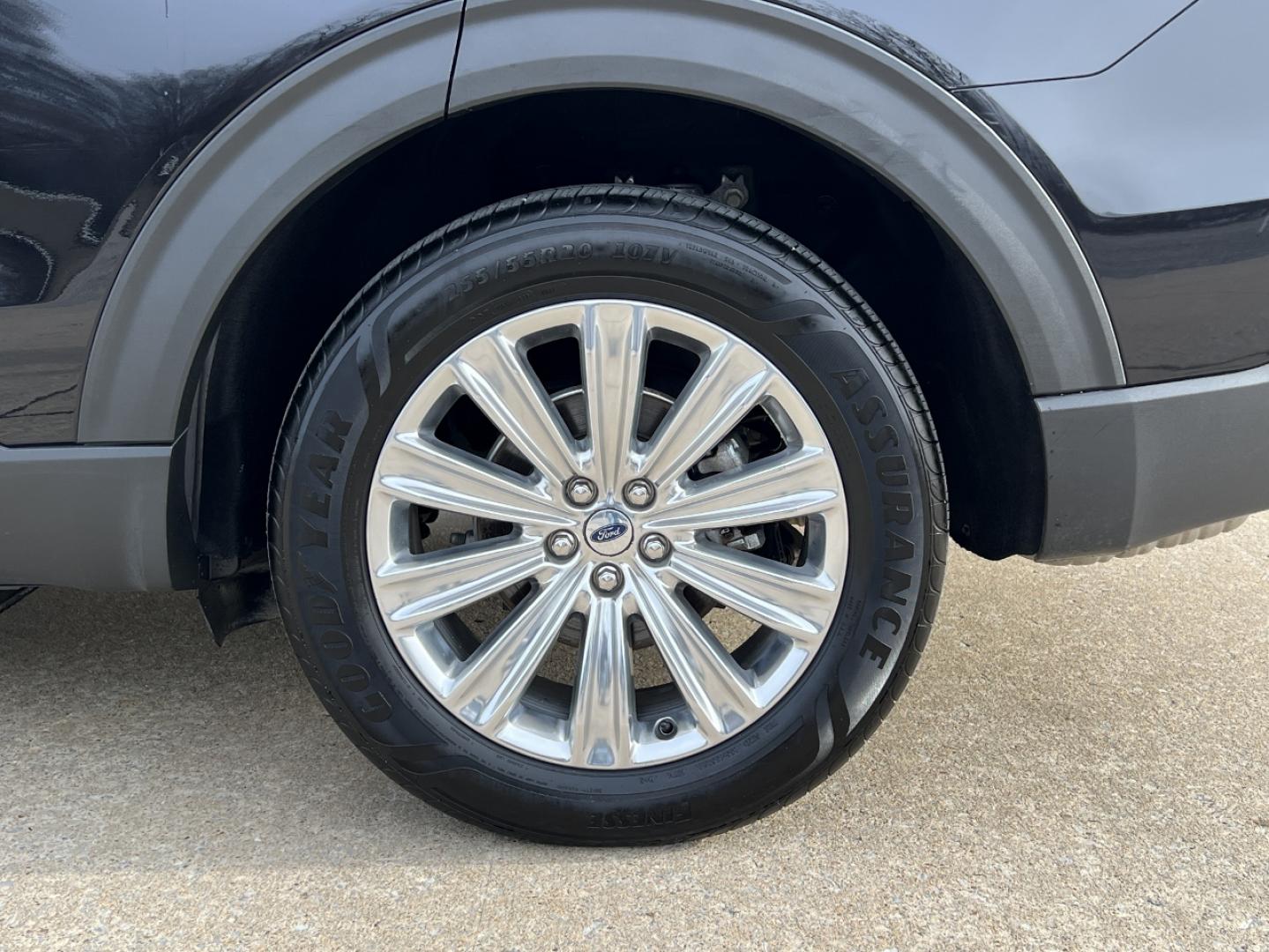 2021 BLACK /Black Ford Explorer Limited AWD (1FMSK8FH3MG) with an 2.3L 4 Cyl. engine, Automatic transmission, located at 2990 Old Orchard Rd., Jackson, MO, 63755, 37.354214, -89.612106 - 2021 Ford Explorer Limited 1-Owner 63xxx miles 4 Wheel Drive 2.3L 4 Cyl. Automatic Leather 3rd Row Navigation Power/Heated/Cooled Seats Heated Rear Seats Heated Steering Wheel Backup Camera Sunroof Bluetooth Remote Start Cruise Power Windows/Locks/Mirrors We have financing availabl - Photo#45