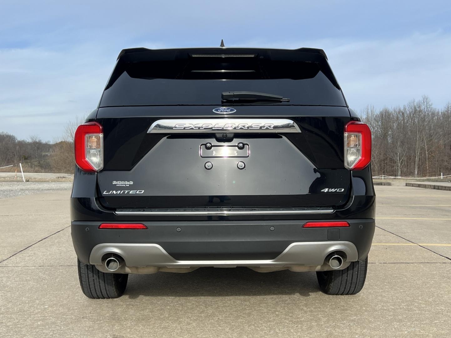 2021 BLACK /Black Ford Explorer Limited AWD (1FMSK8FH3MG) with an 2.3L 4 Cyl. engine, Automatic transmission, located at 2990 Old Orchard Rd., Jackson, MO, 63755, 37.354214, -89.612106 - 2021 Ford Explorer Limited 1-Owner 63xxx miles 4 Wheel Drive 2.3L 4 Cyl. Automatic Leather 3rd Row Navigation Power/Heated/Cooled Seats Heated Rear Seats Heated Steering Wheel Backup Camera Sunroof Bluetooth Remote Start Cruise Power Windows/Locks/Mirrors We have financing availabl - Photo#14