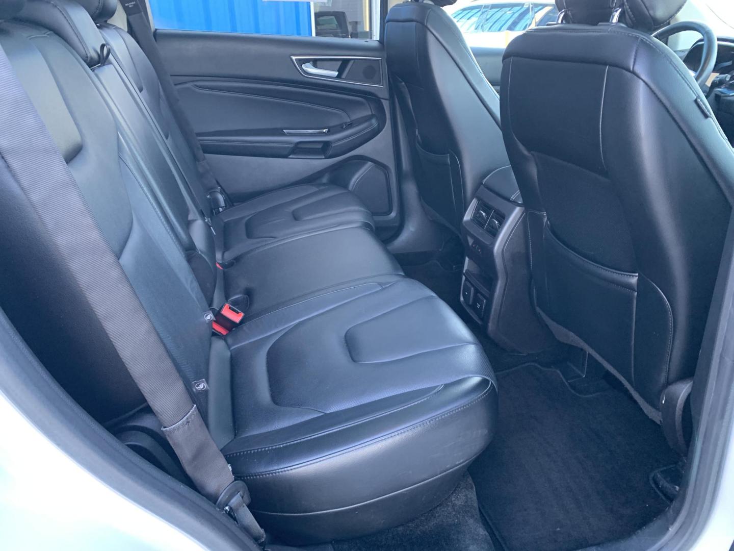 2015 WHITE /BLACK Ford Edge Titanium (2FMPK3K96FB) with an 2.0L L4 DOHC 16V engine, Automatic transmission, located at 506 S. Kingshighway, Cape Girardeau, MO, 63703, (573) 235-5000, 37.294991, -89.553635 - 2015 Ford Edge Titanium 2.0L 4 Cyl. Automatic Leather Navigation Backup Camera Power/Heated Seats Bluetooth Cruise Power Windows/Locks/Mirrors We have financing available and we accept trades! Fill out a credit application on our website or come by today! If you have - Photo#15