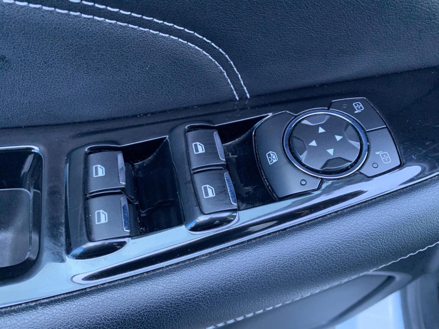 2015 WHITE /BLACK Ford Edge Titanium (2FMPK3K96FB) with an 2.0L L4 DOHC 16V engine, Automatic transmission, located at 506 S. Kingshighway, Cape Girardeau, MO, 63703, (573) 235-5000, 37.294991, -89.553635 - 2015 Ford Edge Titanium 2.0L 4 Cyl. Automatic Leather Navigation Backup Camera Power/Heated Seats Bluetooth Cruise Power Windows/Locks/Mirrors We have financing available and we accept trades! Fill out a credit application on our website or come by today! If you have - Photo#20