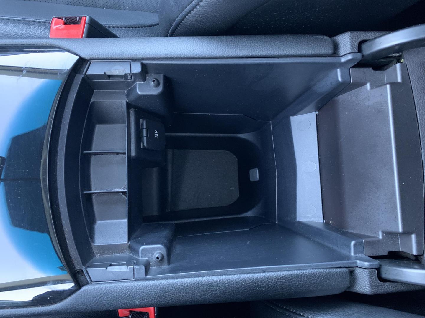 2015 WHITE /BLACK Ford Edge Titanium (2FMPK3K96FB) with an 2.0L L4 DOHC 16V engine, Automatic transmission, located at 506 S. Kingshighway, Cape Girardeau, MO, 63703, (573) 235-5000, 37.294991, -89.553635 - 2015 Ford Edge Titanium 2.0L 4 Cyl. Automatic Leather Navigation Backup Camera Power/Heated Seats Bluetooth Cruise Power Windows/Locks/Mirrors We have financing available and we accept trades! Fill out a credit application on our website or come by today! If you have - Photo#32