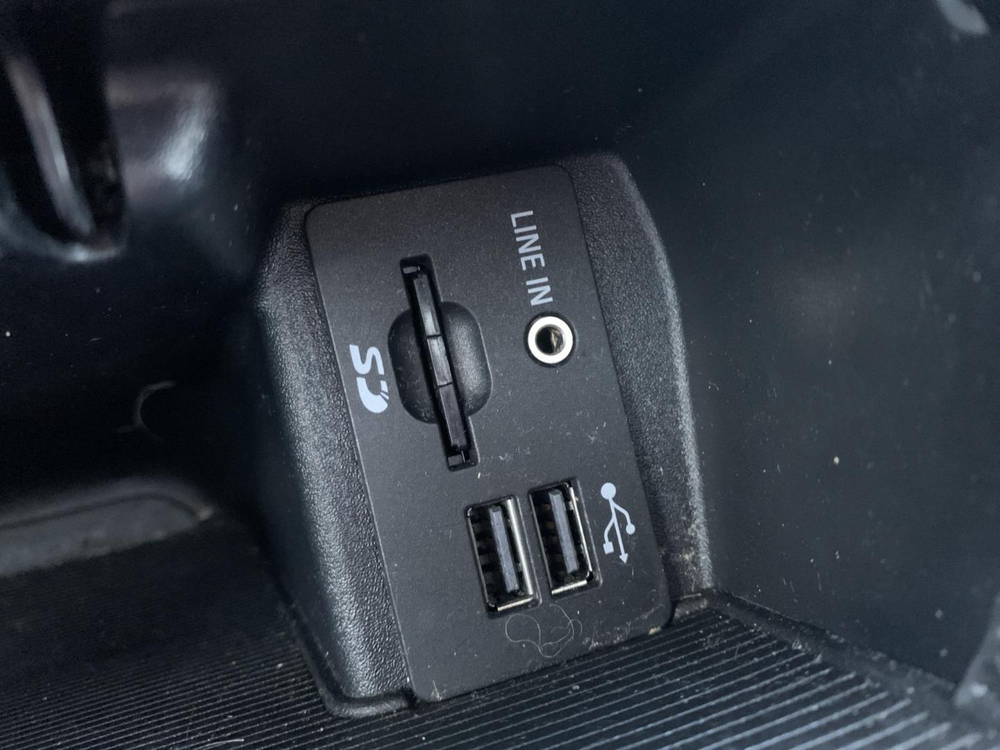 2015 WHITE /BLACK Ford Edge Titanium (2FMPK3K96FB) with an 2.0L L4 DOHC 16V engine, Automatic transmission, located at 506 S. Kingshighway, Cape Girardeau, MO, 63703, (573) 235-5000, 37.294991, -89.553635 - 2015 Ford Edge Titanium 2.0L 4 Cyl. Automatic Leather Navigation Backup Camera Power/Heated Seats Bluetooth Cruise Power Windows/Locks/Mirrors We have financing available and we accept trades! Fill out a credit application on our website or come by today! If you have - Photo#34