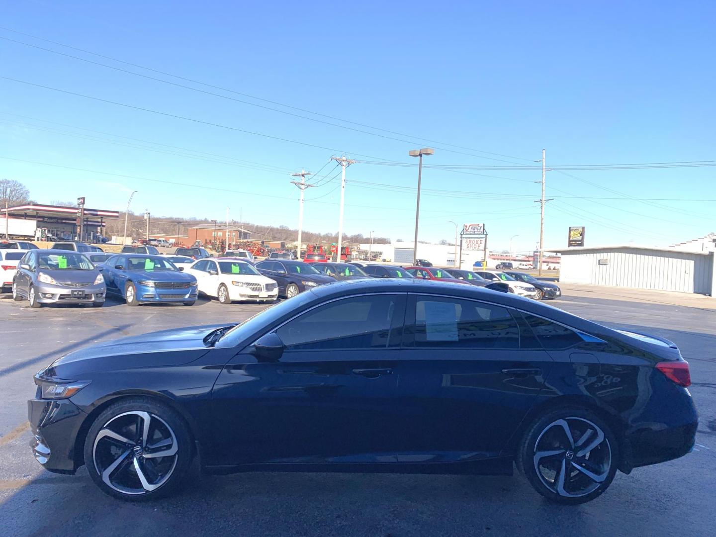 2018 BLACK /BLACK Honda Accord Sport CVT (1HGCV1F33JA) with an 1.5L L4 DOHC 16V engine, CVT transmission, located at 506 S. Kingshighway, Cape Girardeau, MO, 63703, (573) 235-5000, 37.294991, -89.553635 - 2018 Honda Accord Sport 106k Miles Front Wheel Drive 2.0L 4 Cyl. Automatic Remote Start Bluetooth Back Up Camera Cruise Power Windows/Locks/Mirrors We have financing available and we accept trades! Fill out a credit application on our website or come by today! If you - Photo#3